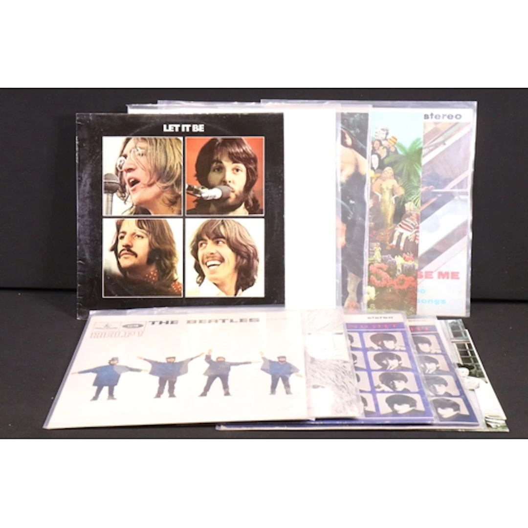 Vinyl - 11 The Beatles stereo LP’s spanning their career mai...