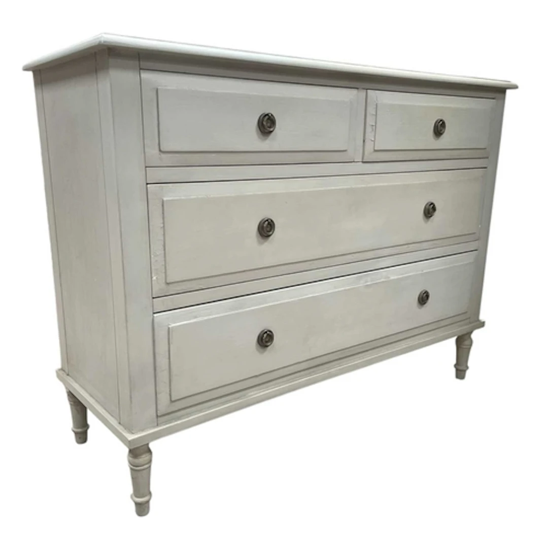 A contemporary Laura Ashley manner painted chest of drawers....