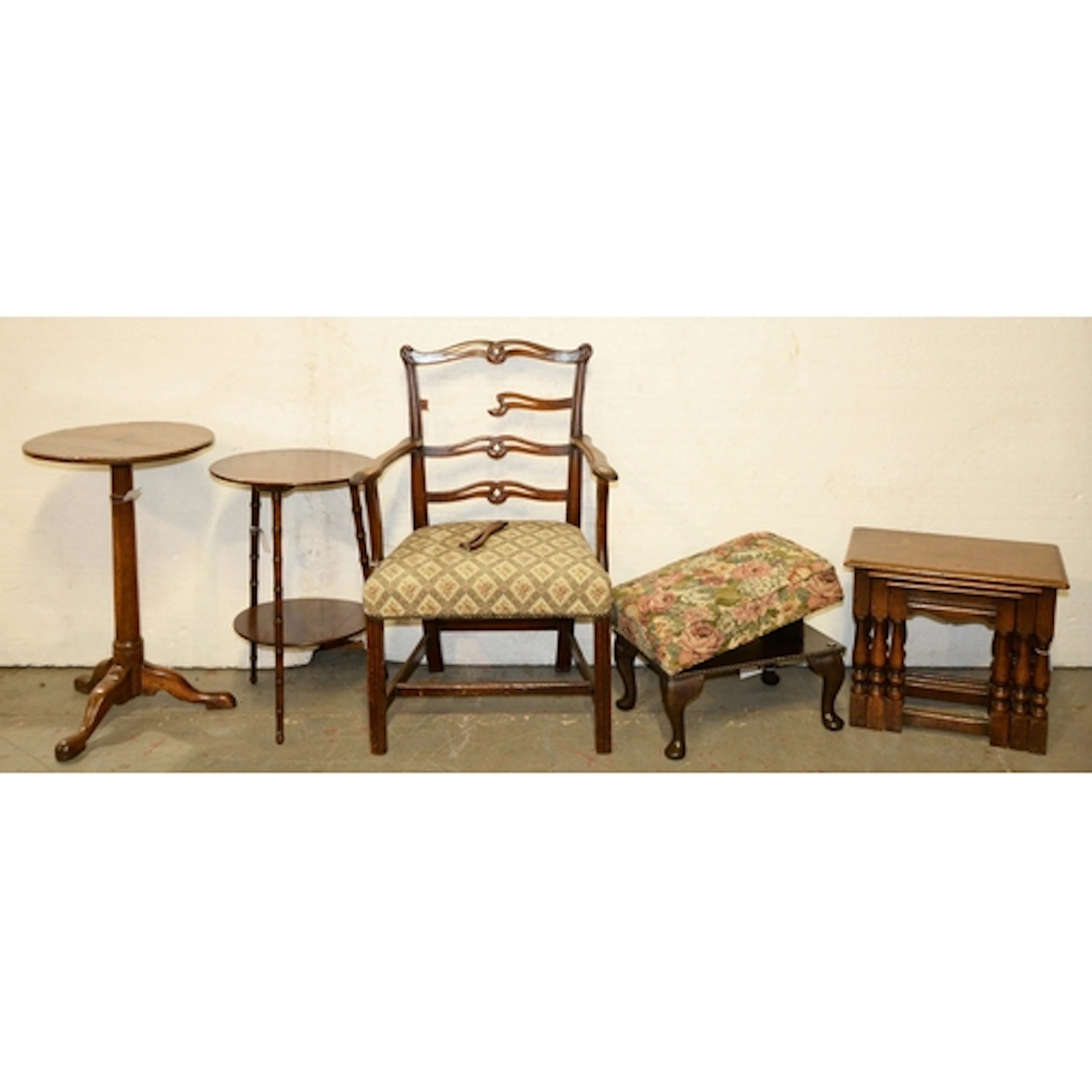 An oak tripod table, 19th c, 73cm h, a contemporary mahogany...