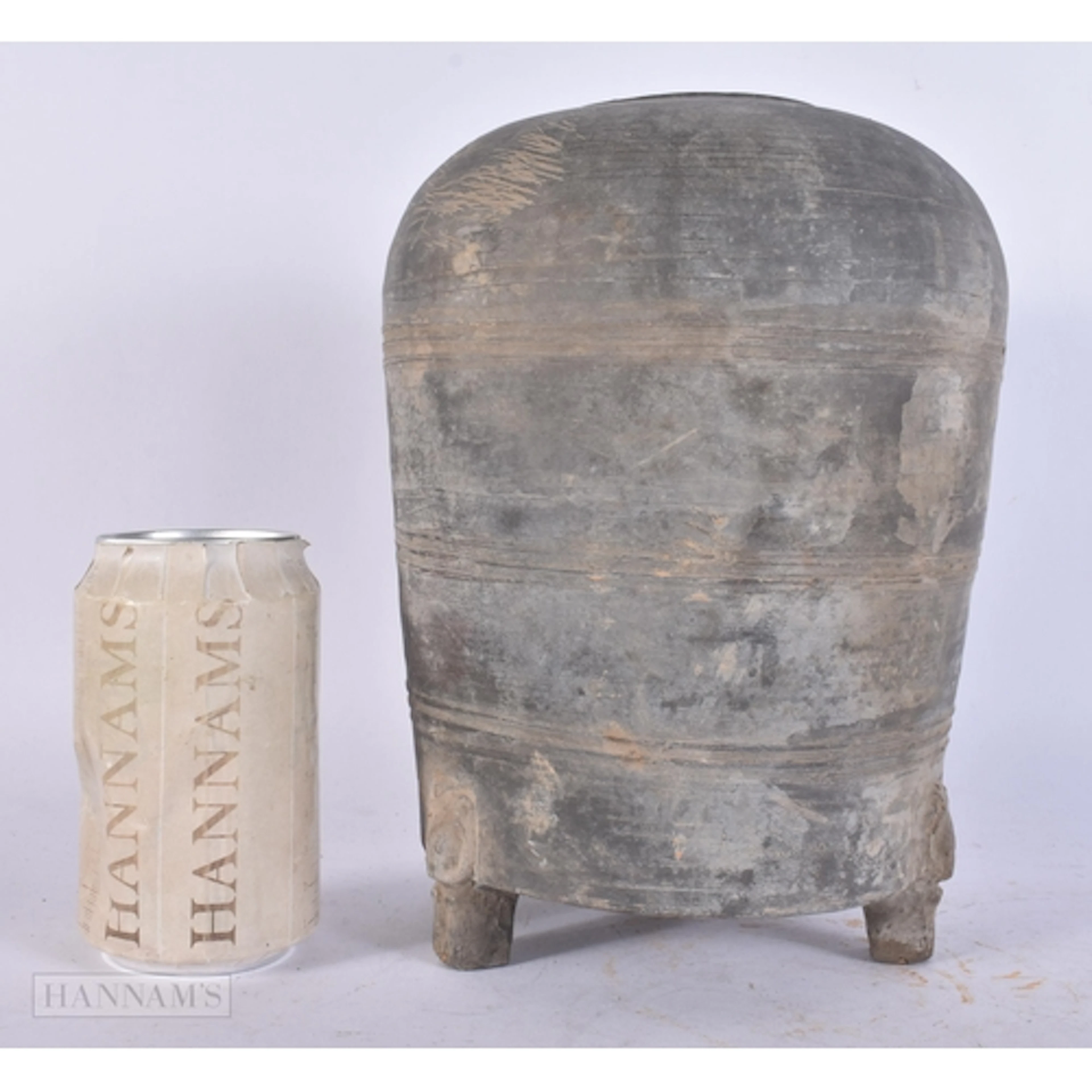 A LARGE CHINESE HAN DYNASTY BLACK GRANARY JAR 206 BC - 220 A...