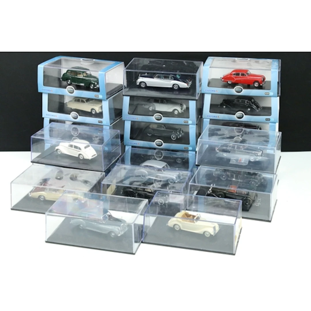 22 Boxed / cased Oxford Diecast models, in ex condition