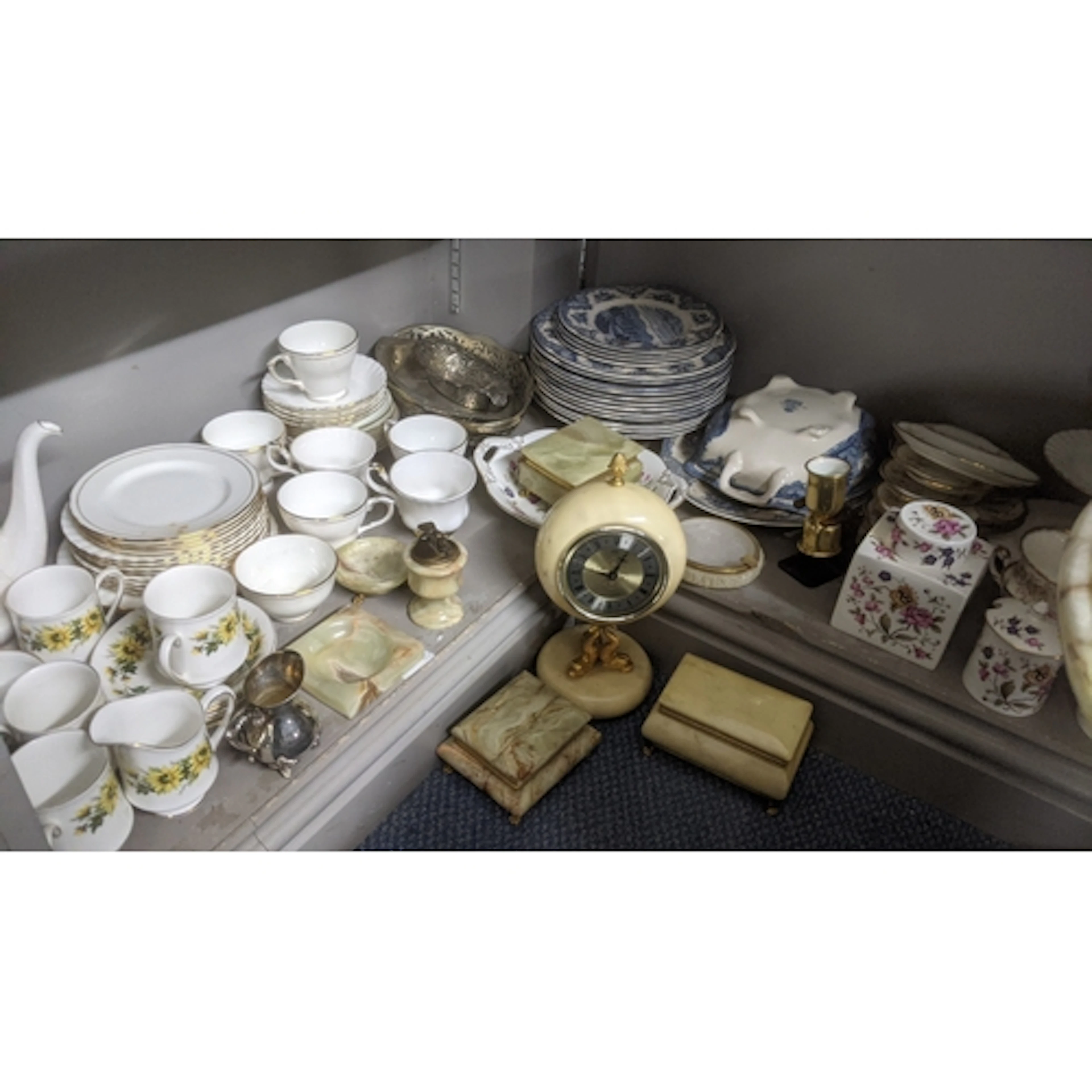 Homeware to include a Coalport San Remo pattern lidded jar, ...