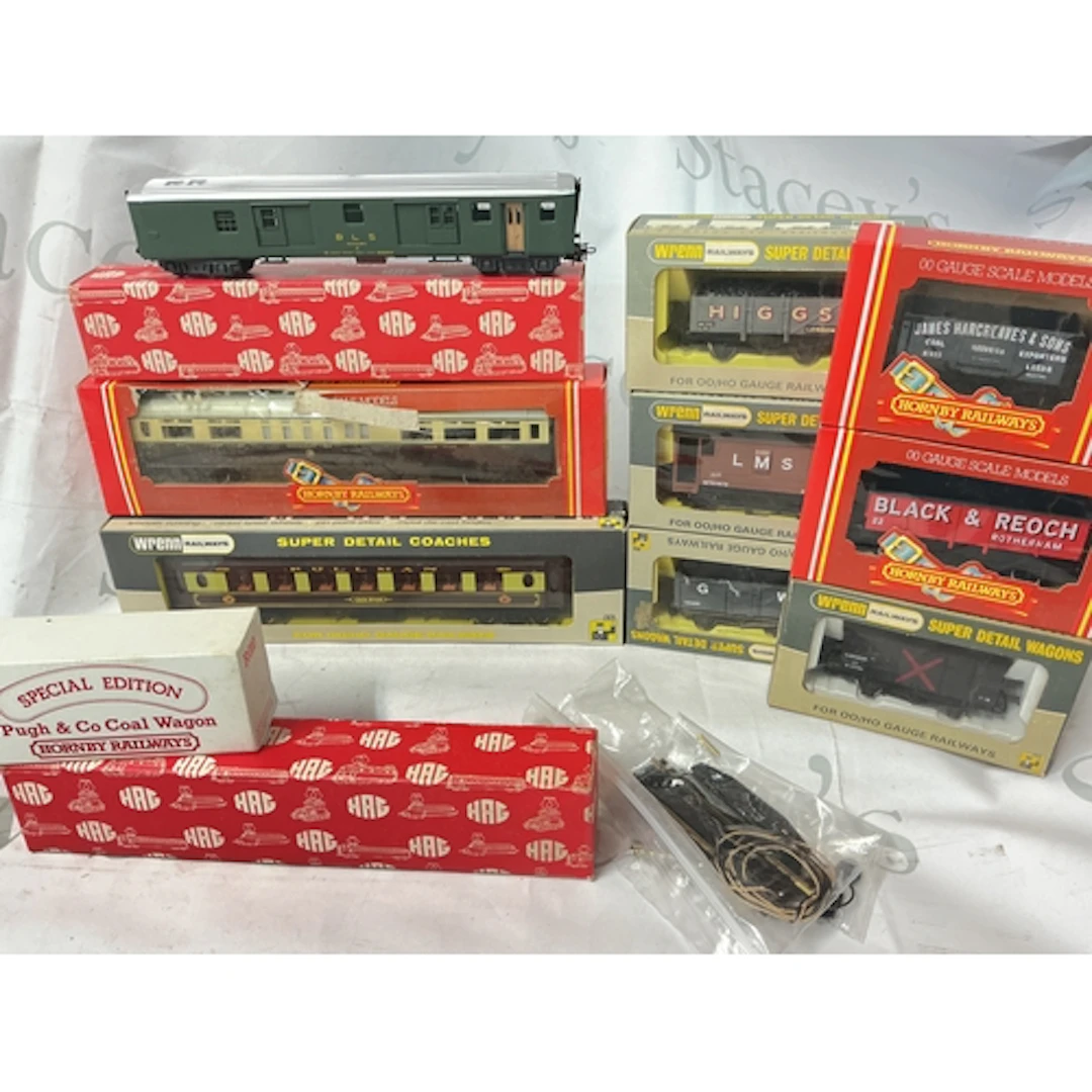 A Collection Of Boxed 00 Gauge Wagon And Coaches Including W...