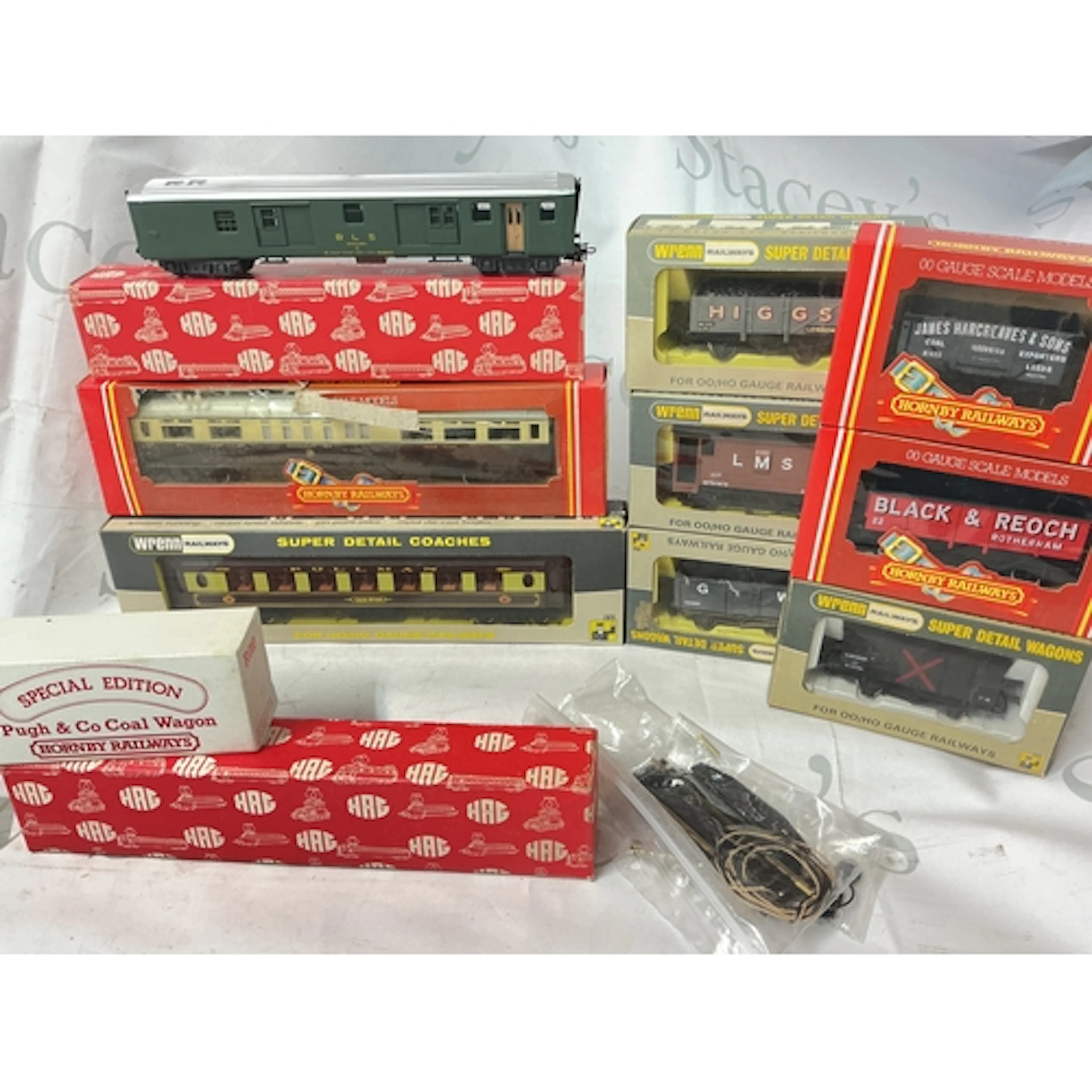 A Collection Of Boxed 00 Gauge Wagon And Coaches Including W...