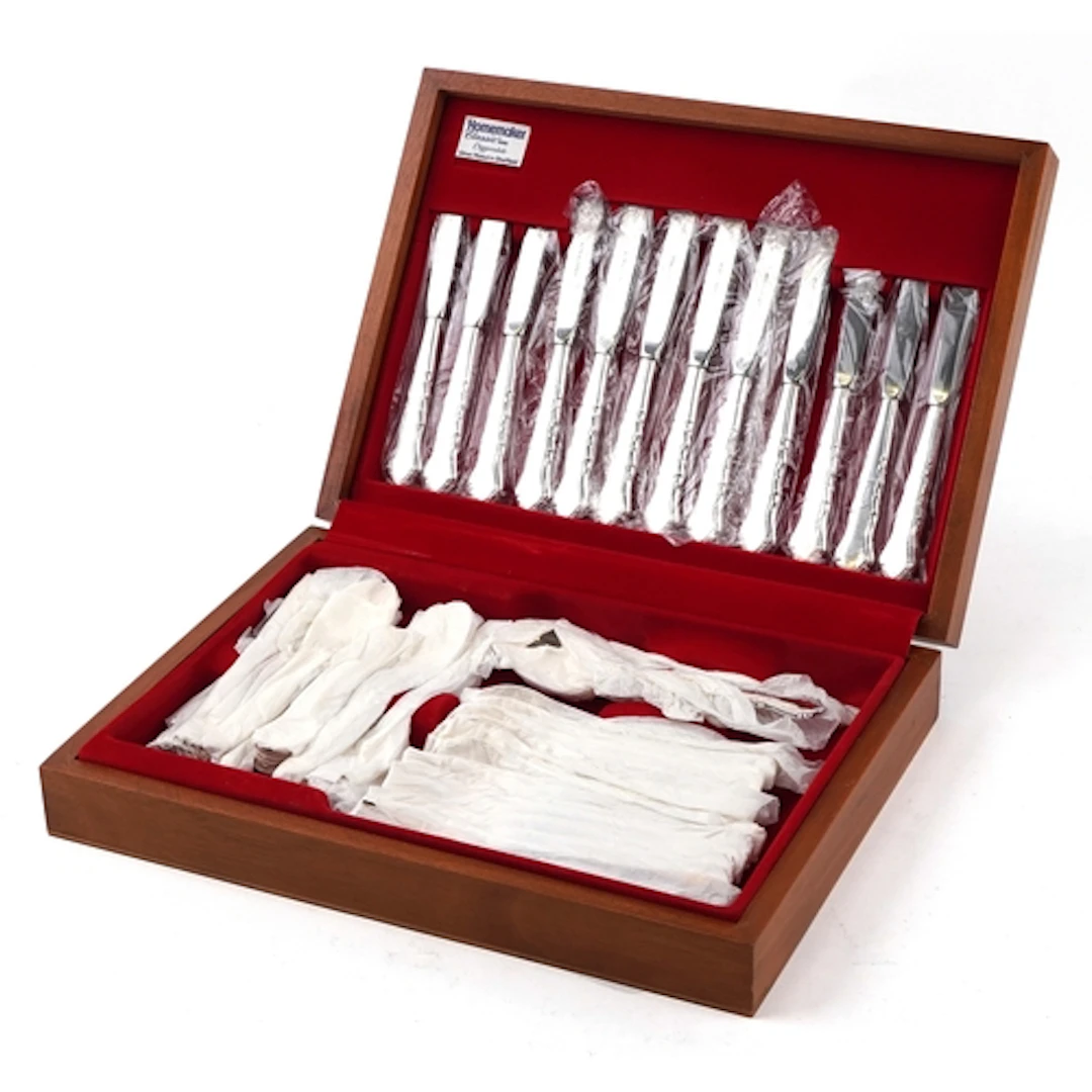 Teak canteen of Homemaker Classic by Viners silver plated cu...