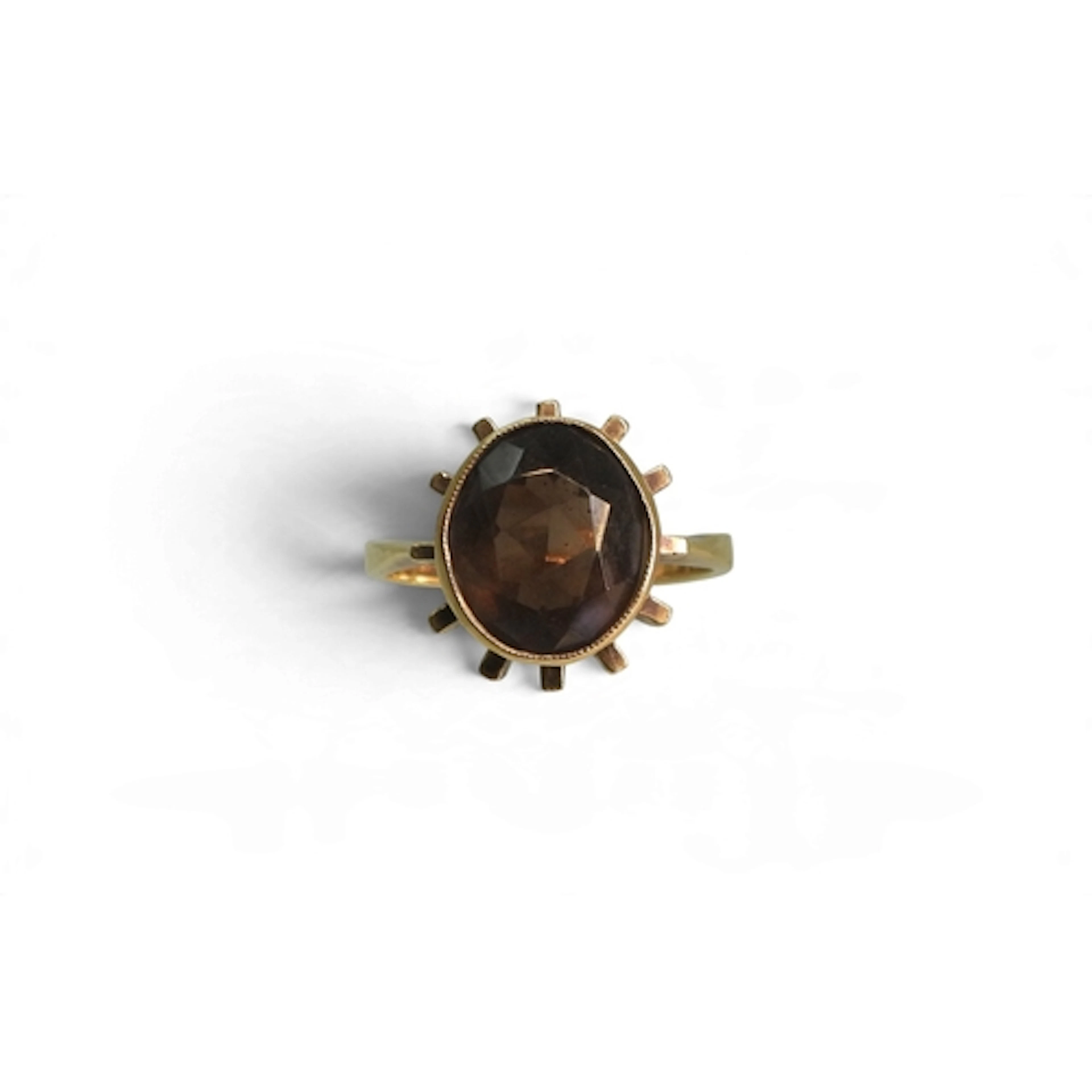A 9ct gold smoky quartz retro ring, size N, weight 3.7gms