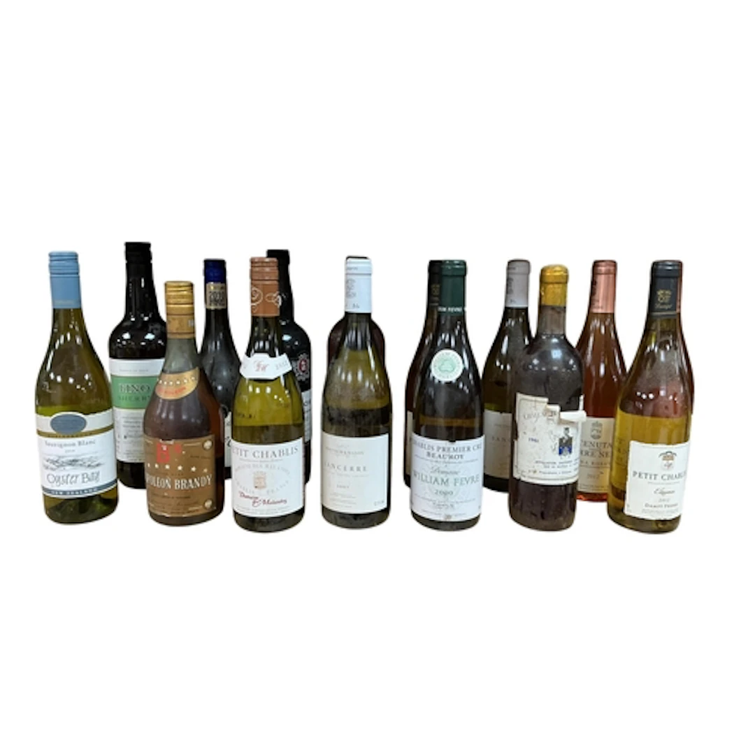 Twelve bottles of assorted white and rose wines to include W...
