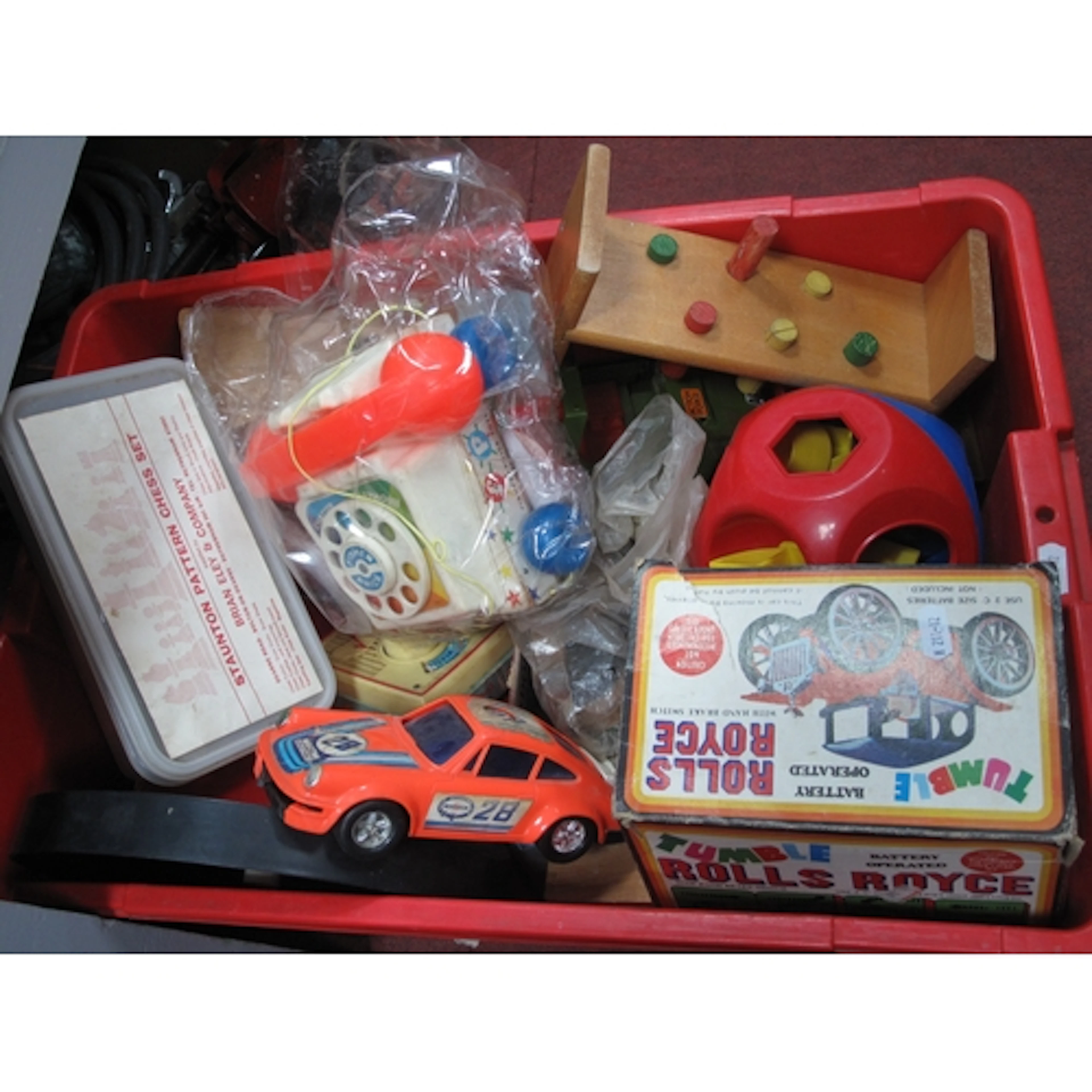 Vintage toys and games, including boxed battery-operated "Tu...