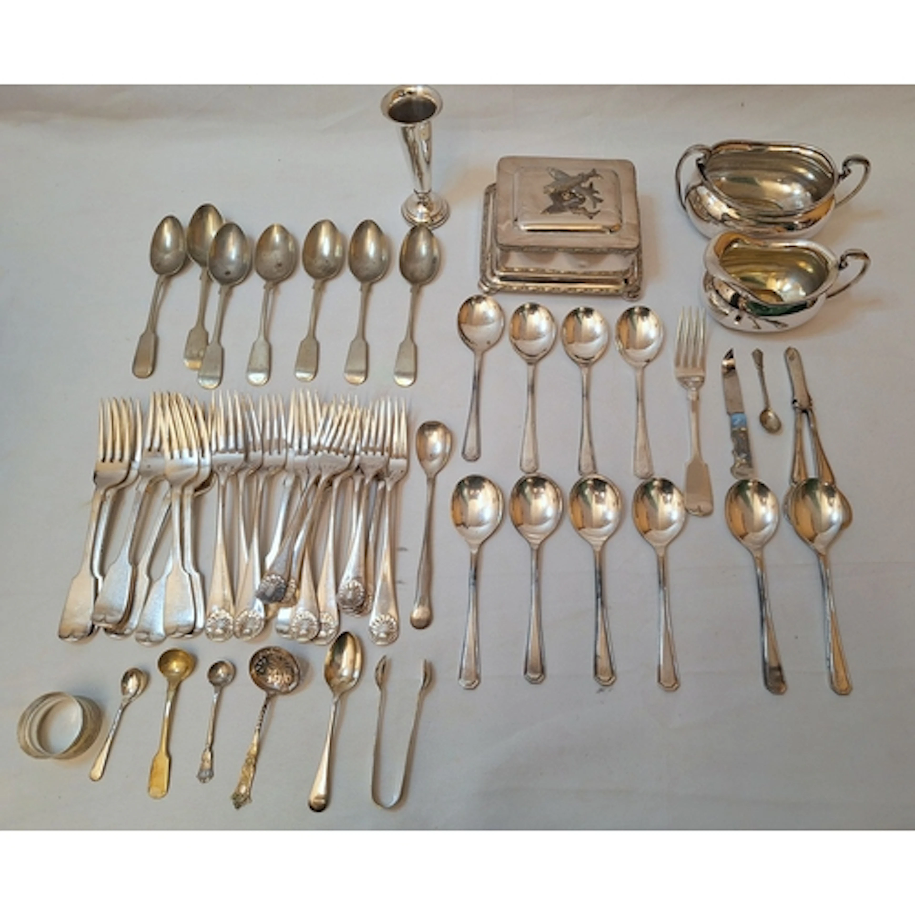 6 Old English Shell Pattern Dining Forks, 12 Fiddle Pattern ...