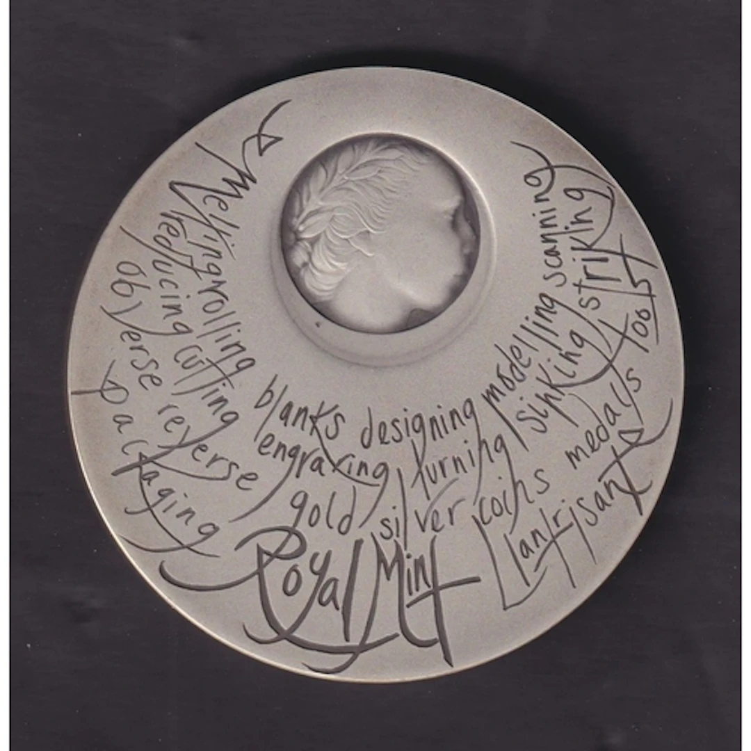 Royal Mint 2009 The Silver Medal: Queen Elizabeth I, struck ...