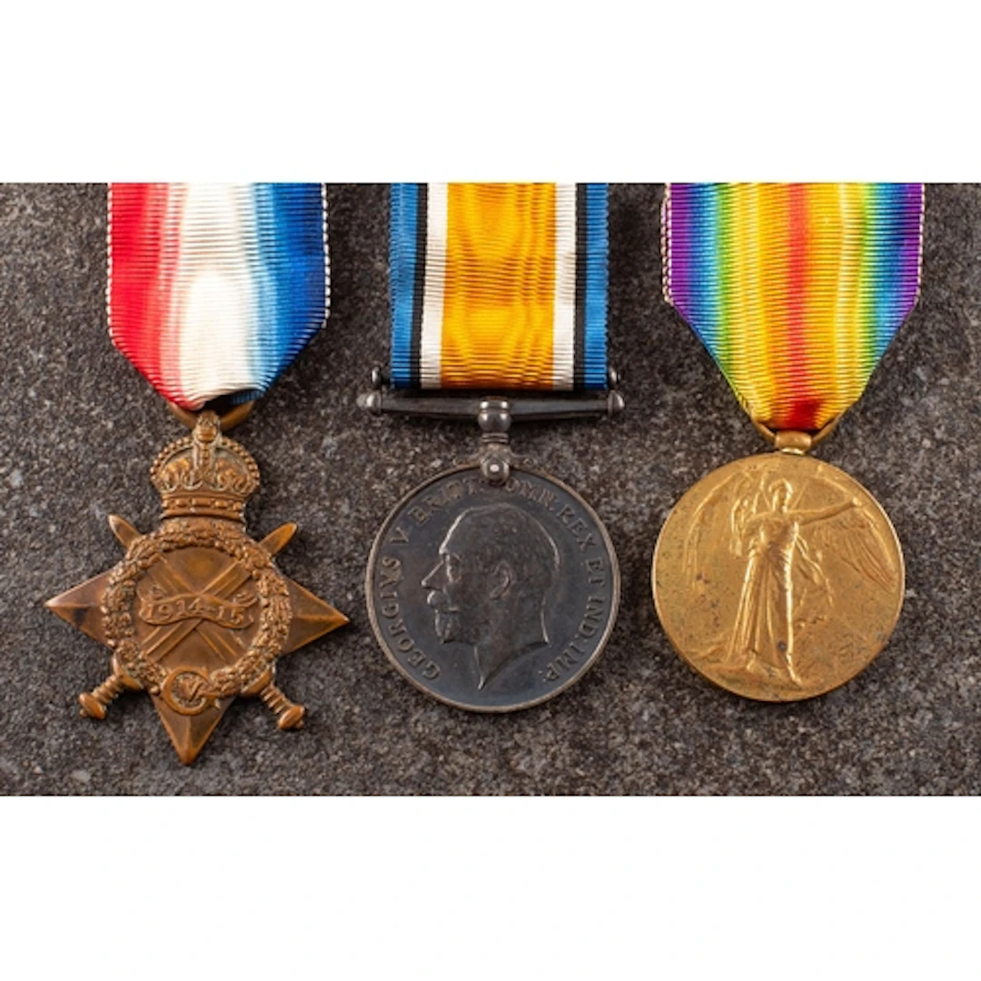 A WWI Trio to '7148 Pte . W Marshall Midd'x R' 1914-15 Star,...