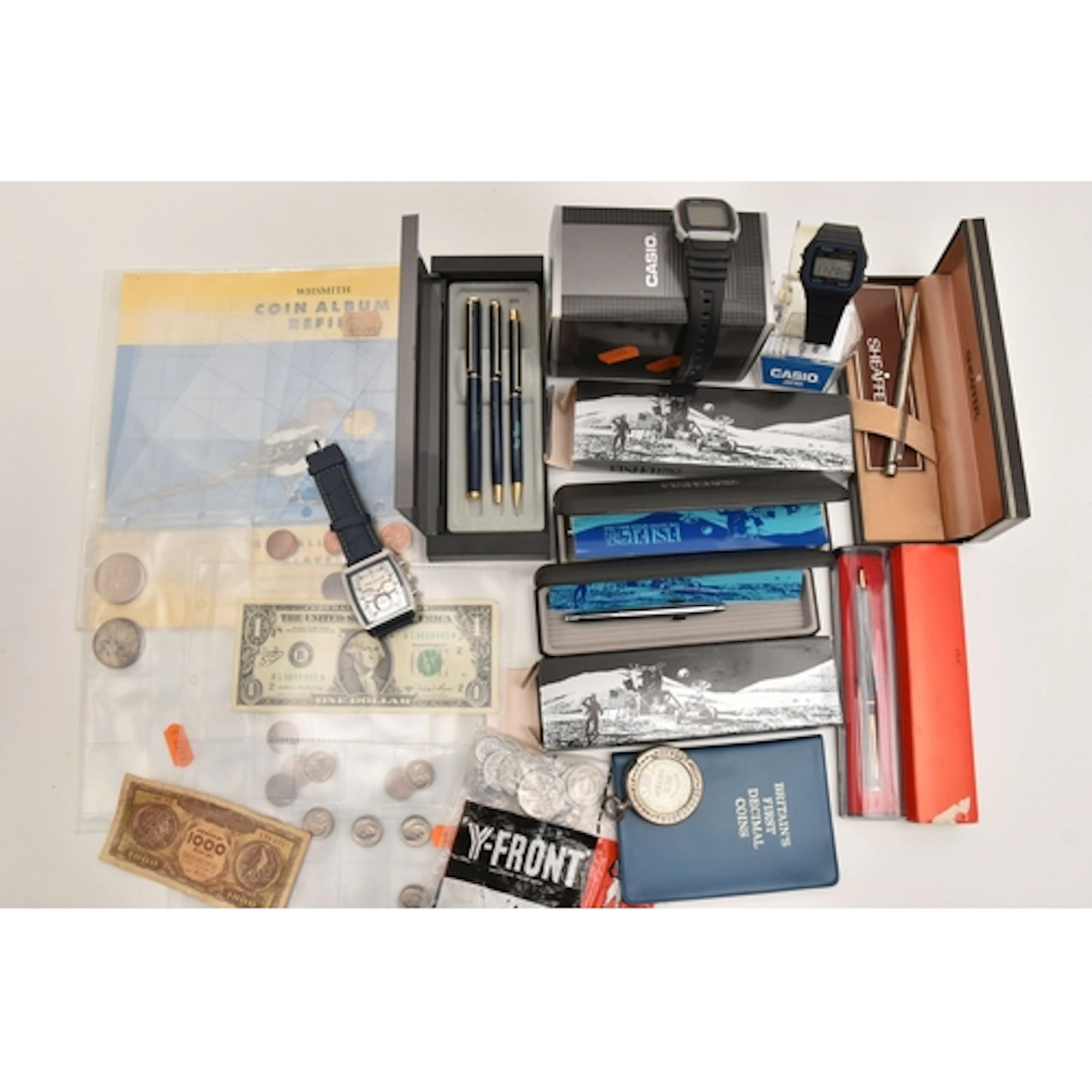 A BOX OF ASSORTED ITEMS, to include a boxed Sheaffer ball po...
