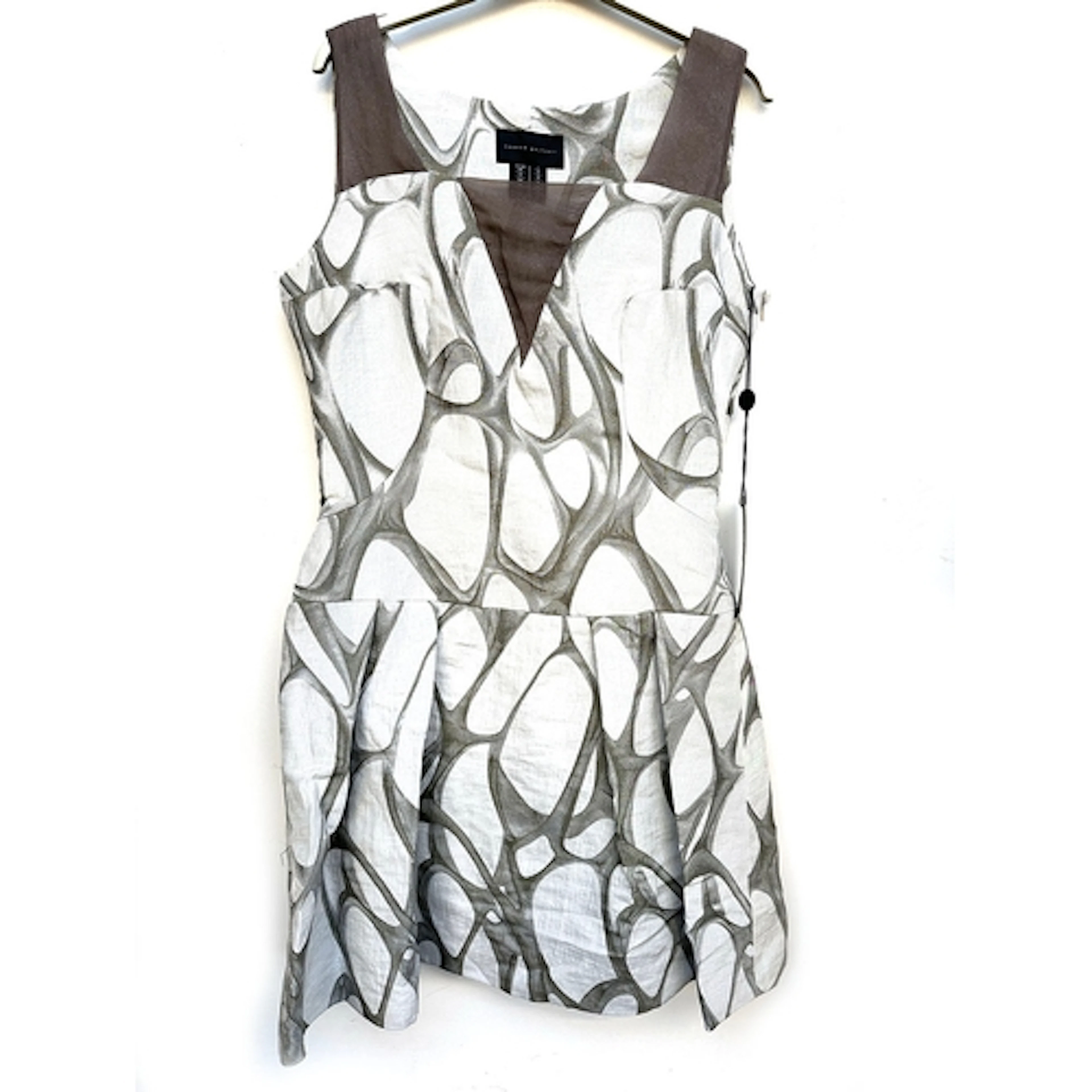 An Andrew Majtenyi, NWT, V neck point print pleat dress, siz...