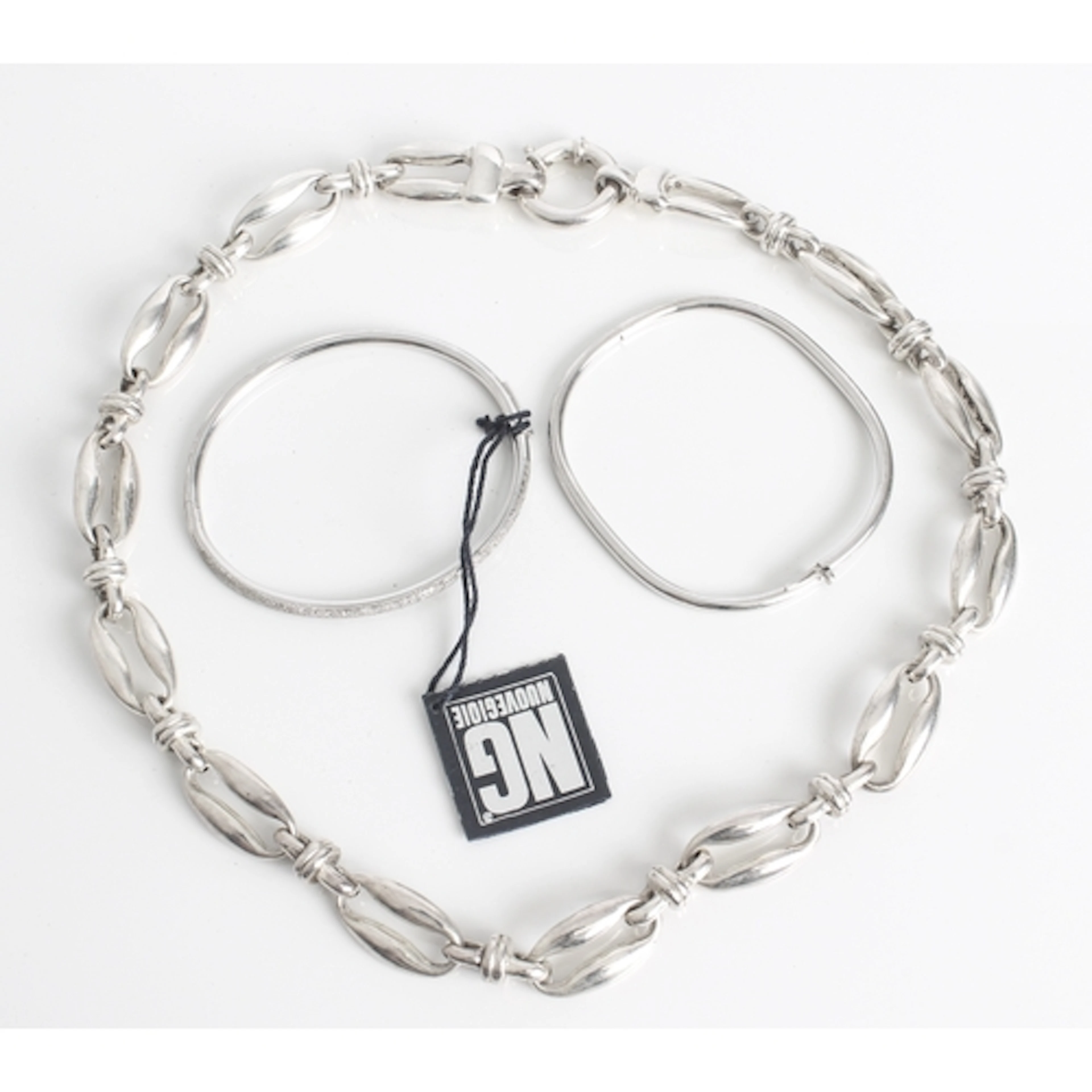 Three items of sterling silver jewellery - stamped 925, comp...