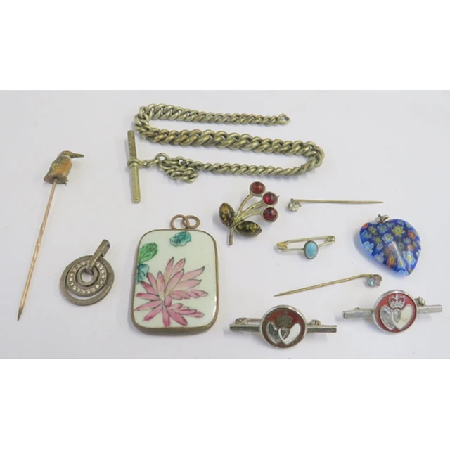 Marcasite Concave White Metal Brooch, shell cameo (no mount)...
