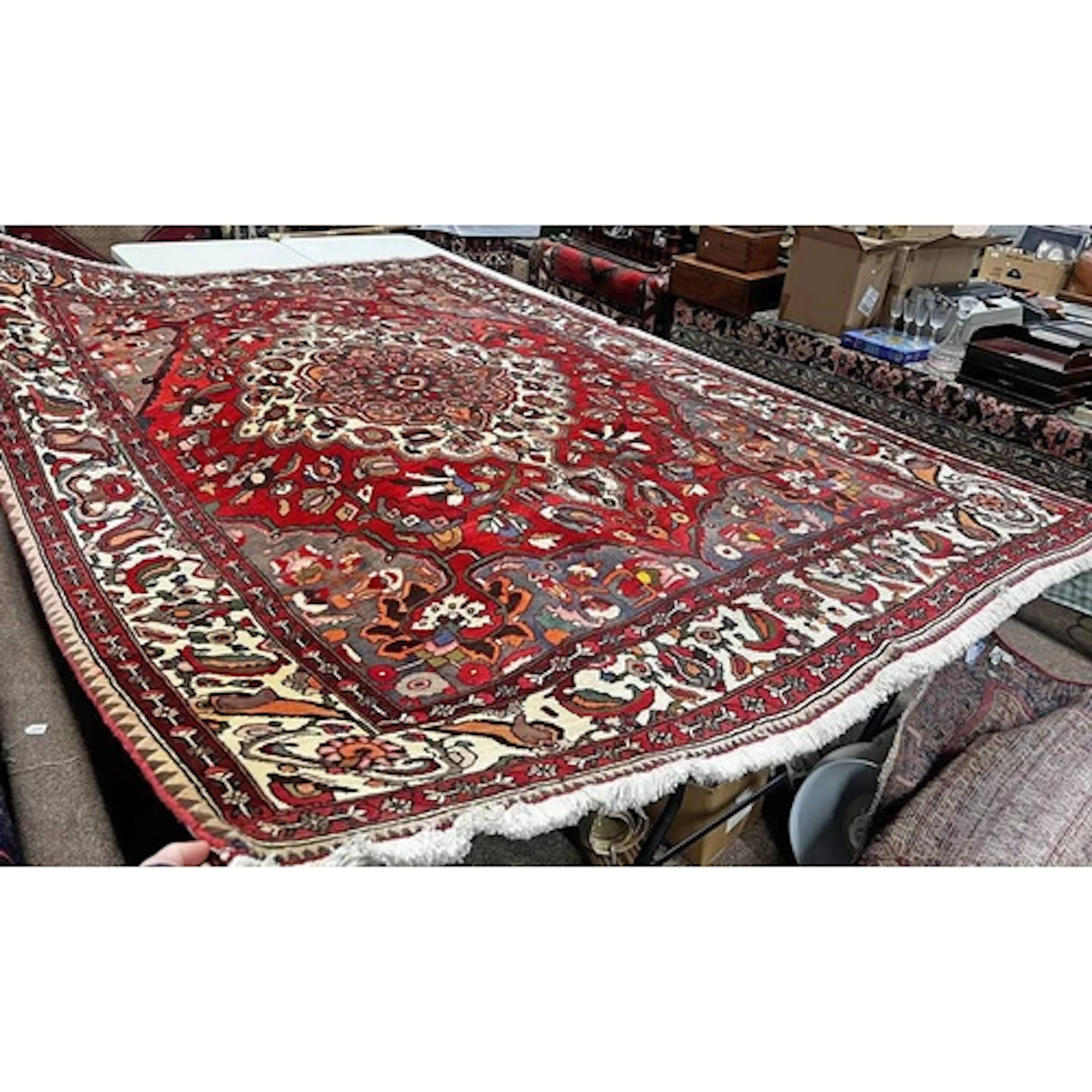 RICH RED GROUND PERSIAN SHIRAZ HAND WOVEN FULL WOOL PILE CAR...