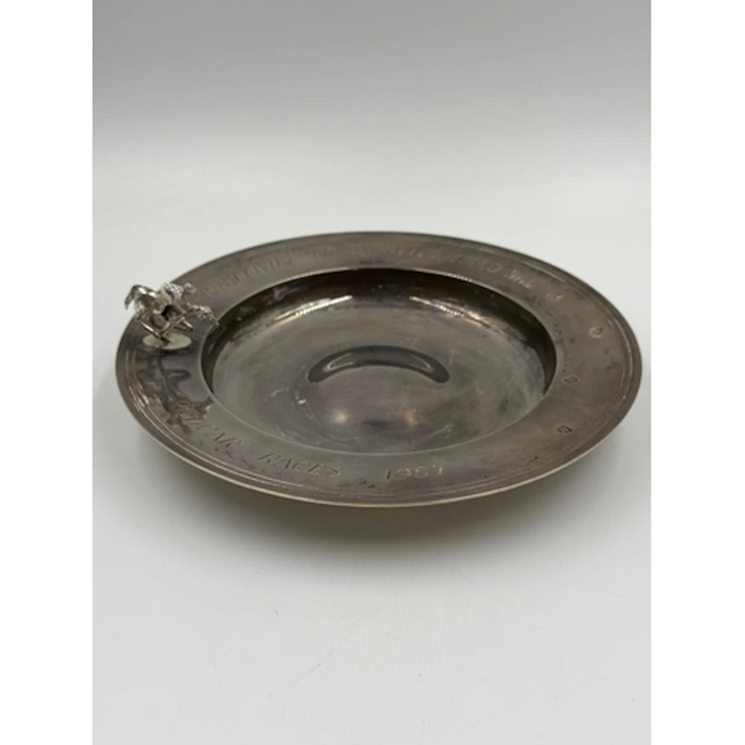 Horse Racing Interest: Silver trophy for The Glen Internatio...
