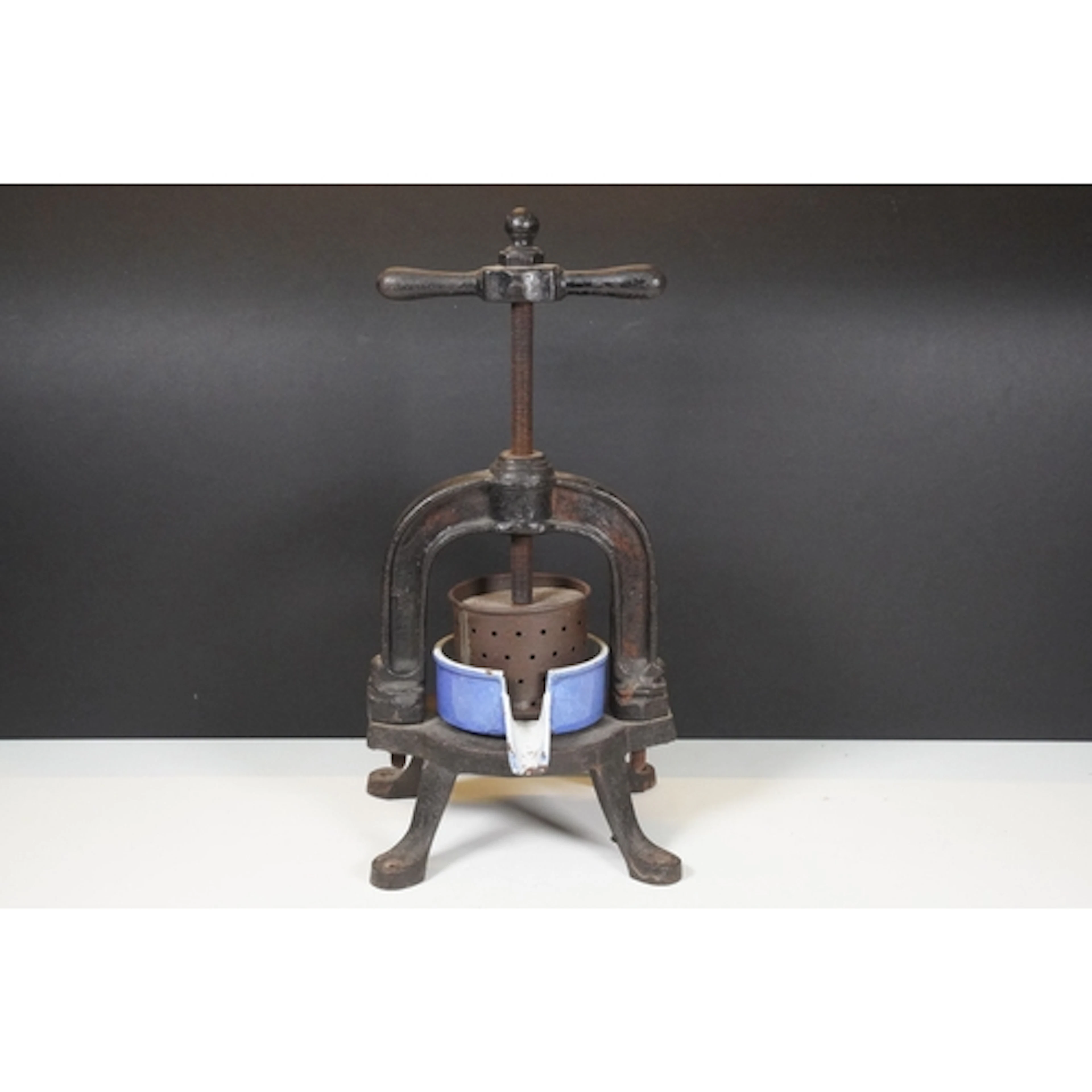19th century French cast iron fruit/duck table press with ce...