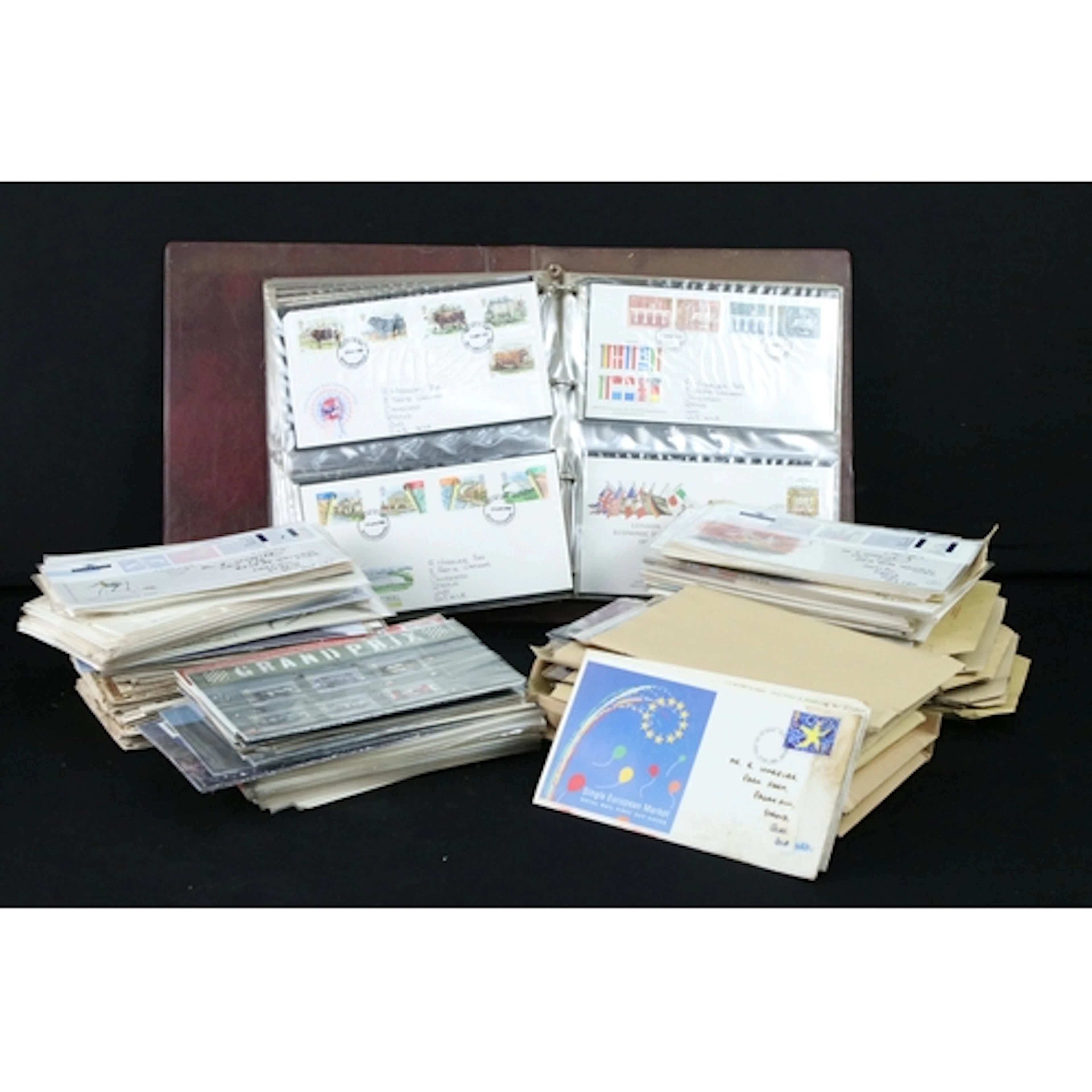 A large collection of British Royal Mail presentation packs ...