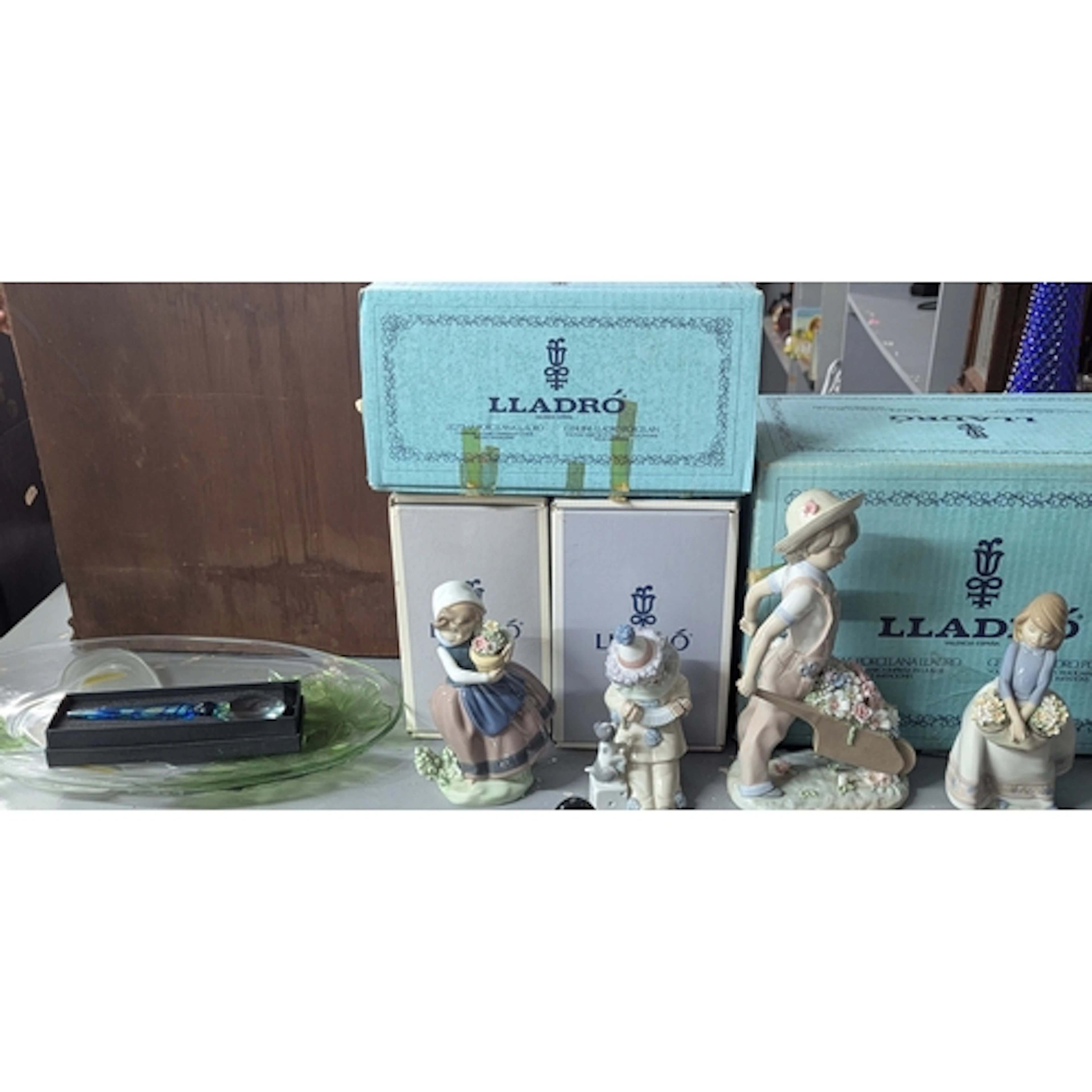 Four Lladro figurine to include example 5279, all boxed, tog...