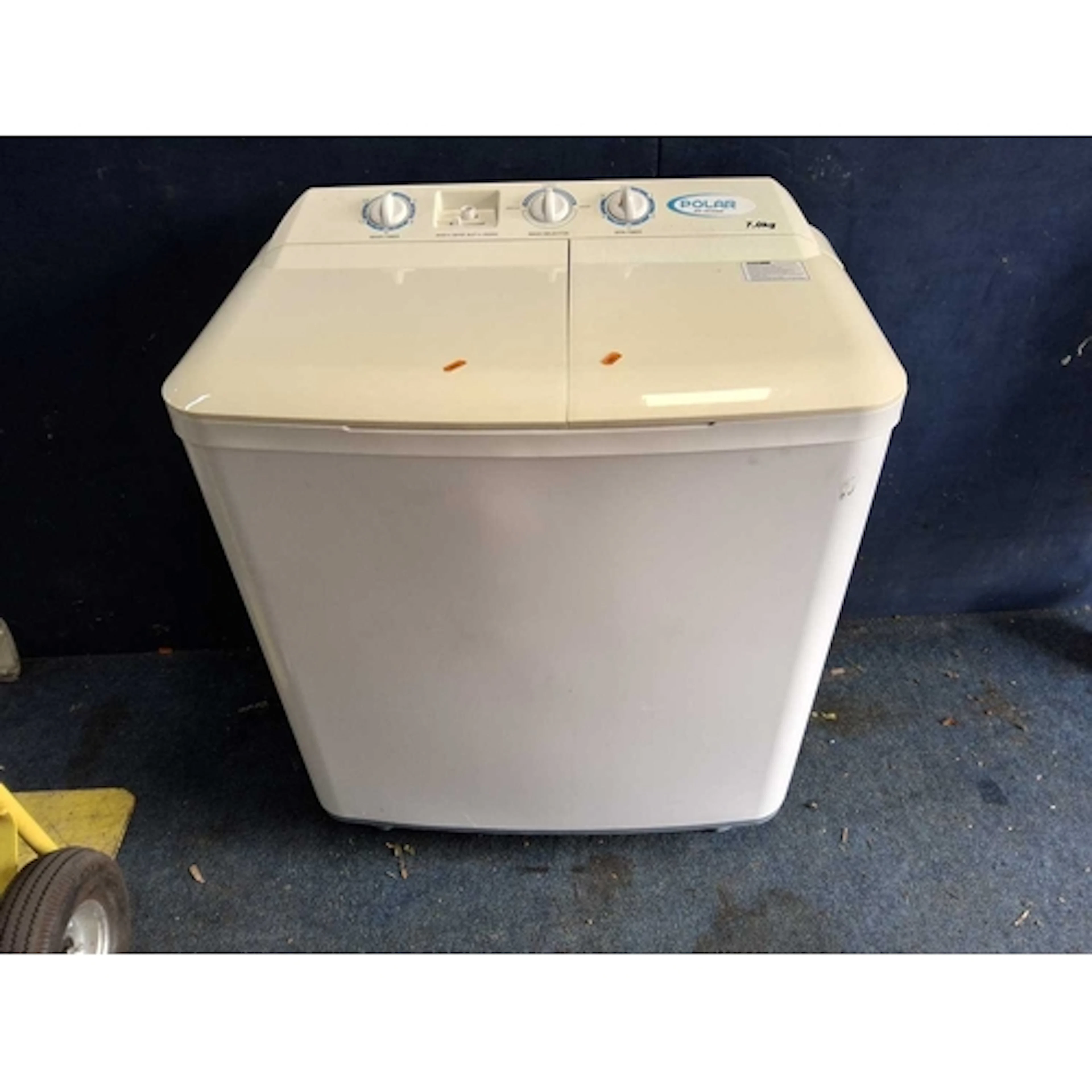 A POLAR JET STREAM TWIN TUB TOP LOADING WASHING MACHINE (PAT...