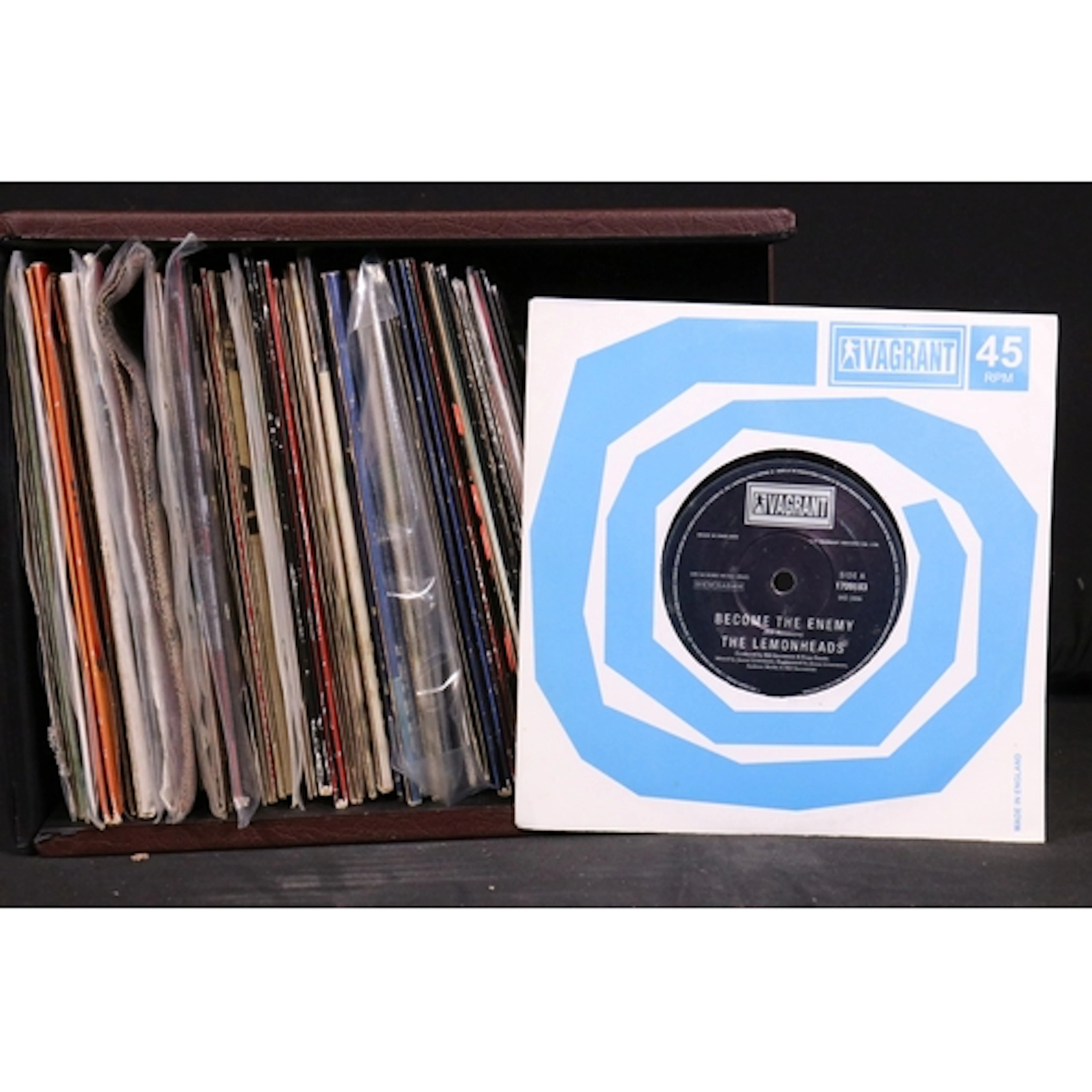 Vinyl - Over 55 mainly Indie / Alt 7" singles including Limi...