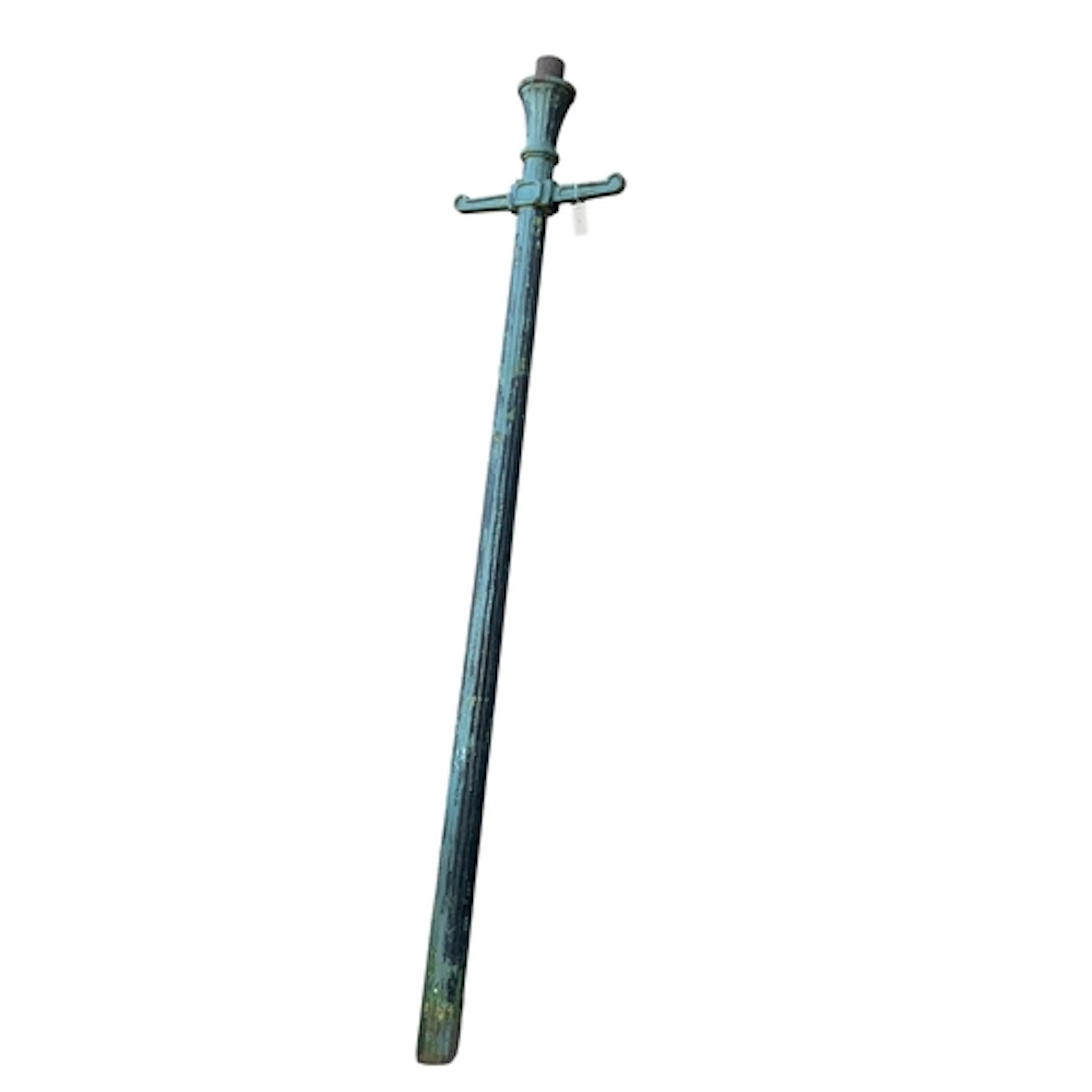 A Victorian lamp post, height approx. 250 cm