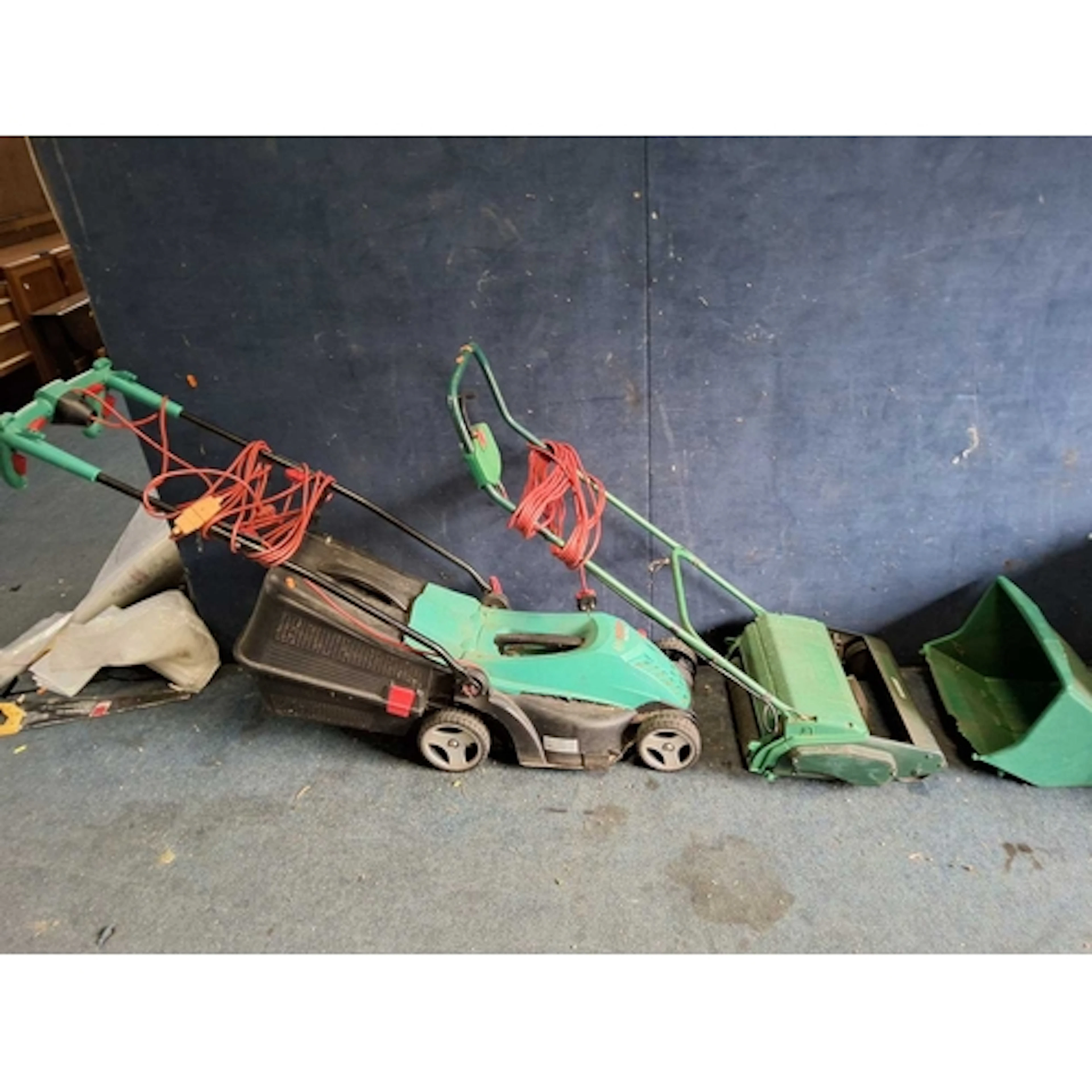 A BOSCH ROTAK 340ER ELECTRIC LAWN MOWER with grassbox and a ...