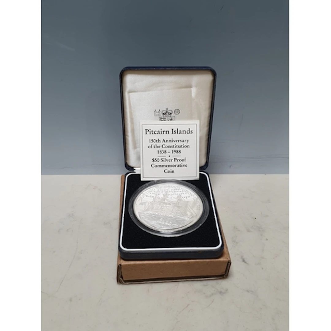 Pitcairn Islands 1988 silver proof 25 Pounds, in case of iss...