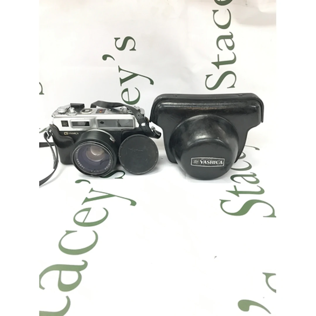 Vintage yashica camera NO RESERVE