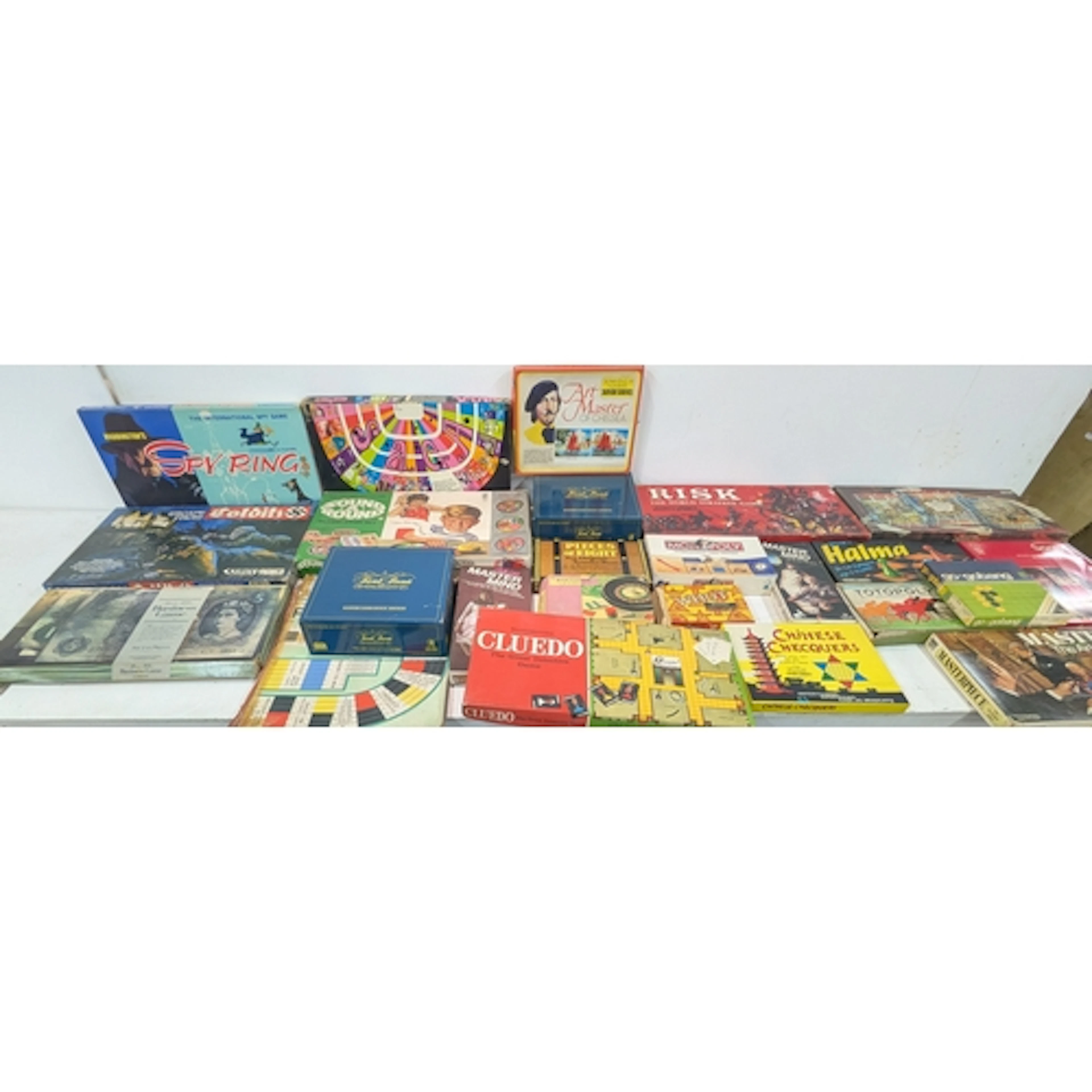 A large collection of vintage board games/family games, to i...