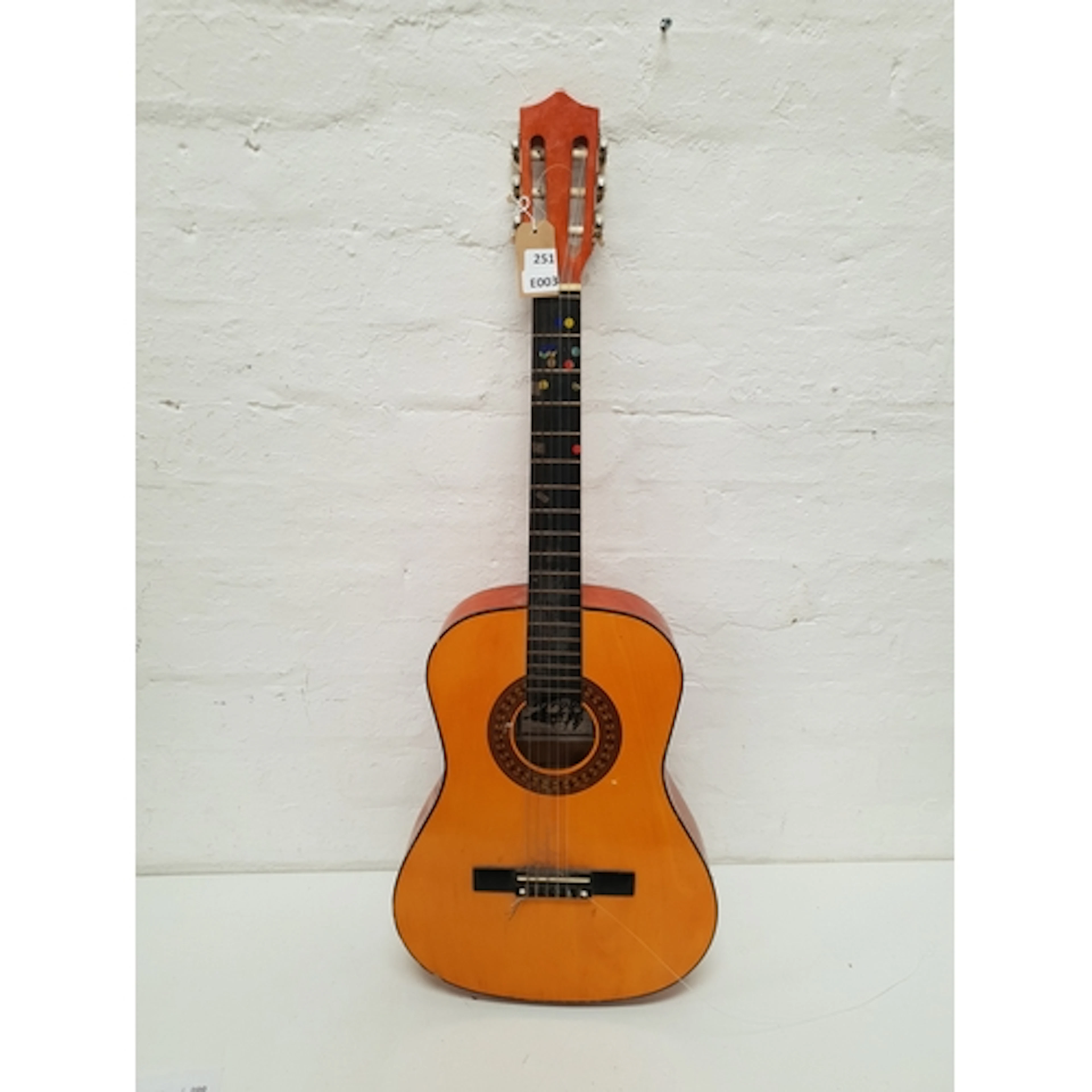 ONE GUITAR HERALD AND JOHN HORNBY SKEWES model HL34