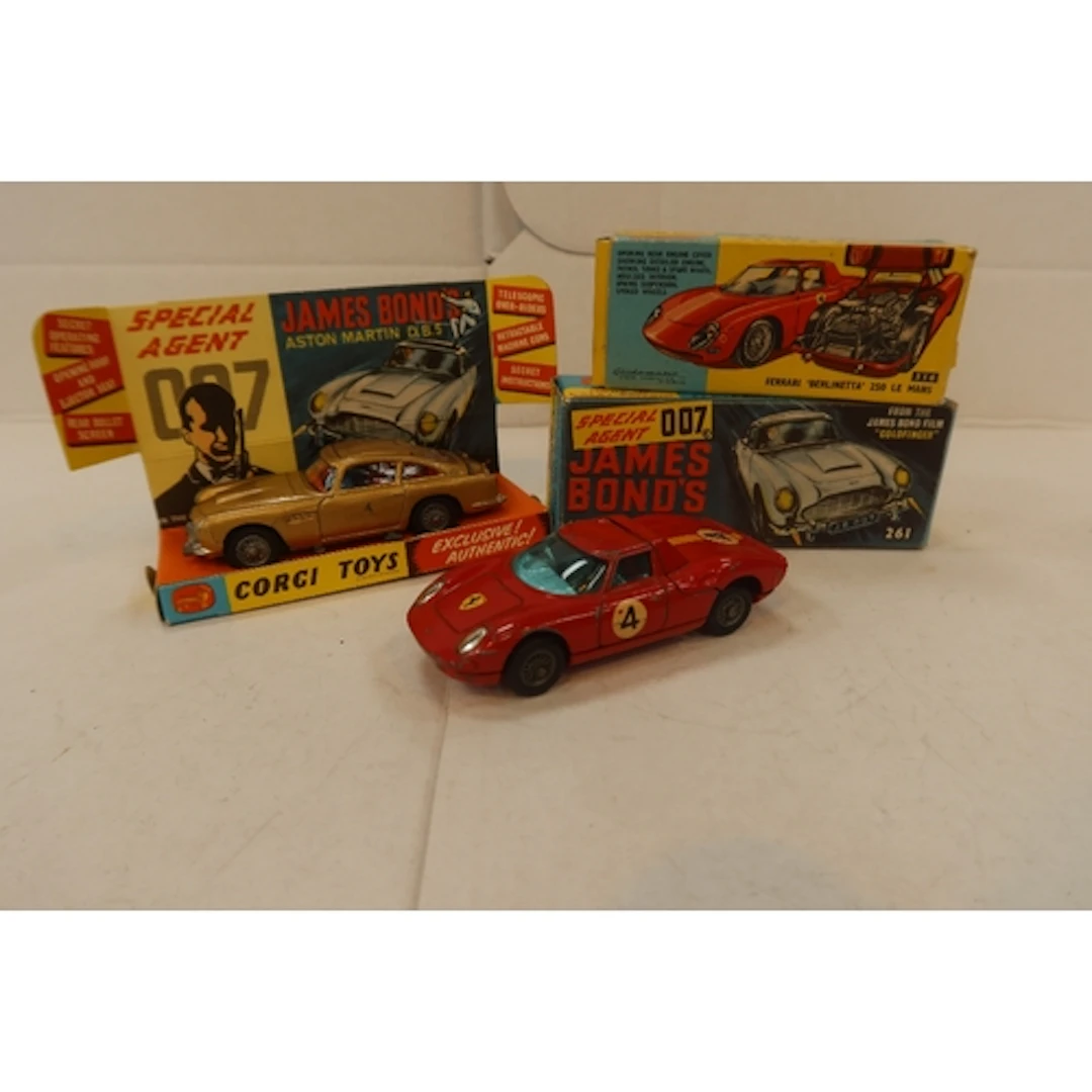 Two Corgi Toys James bond Boxed, 216 and 314