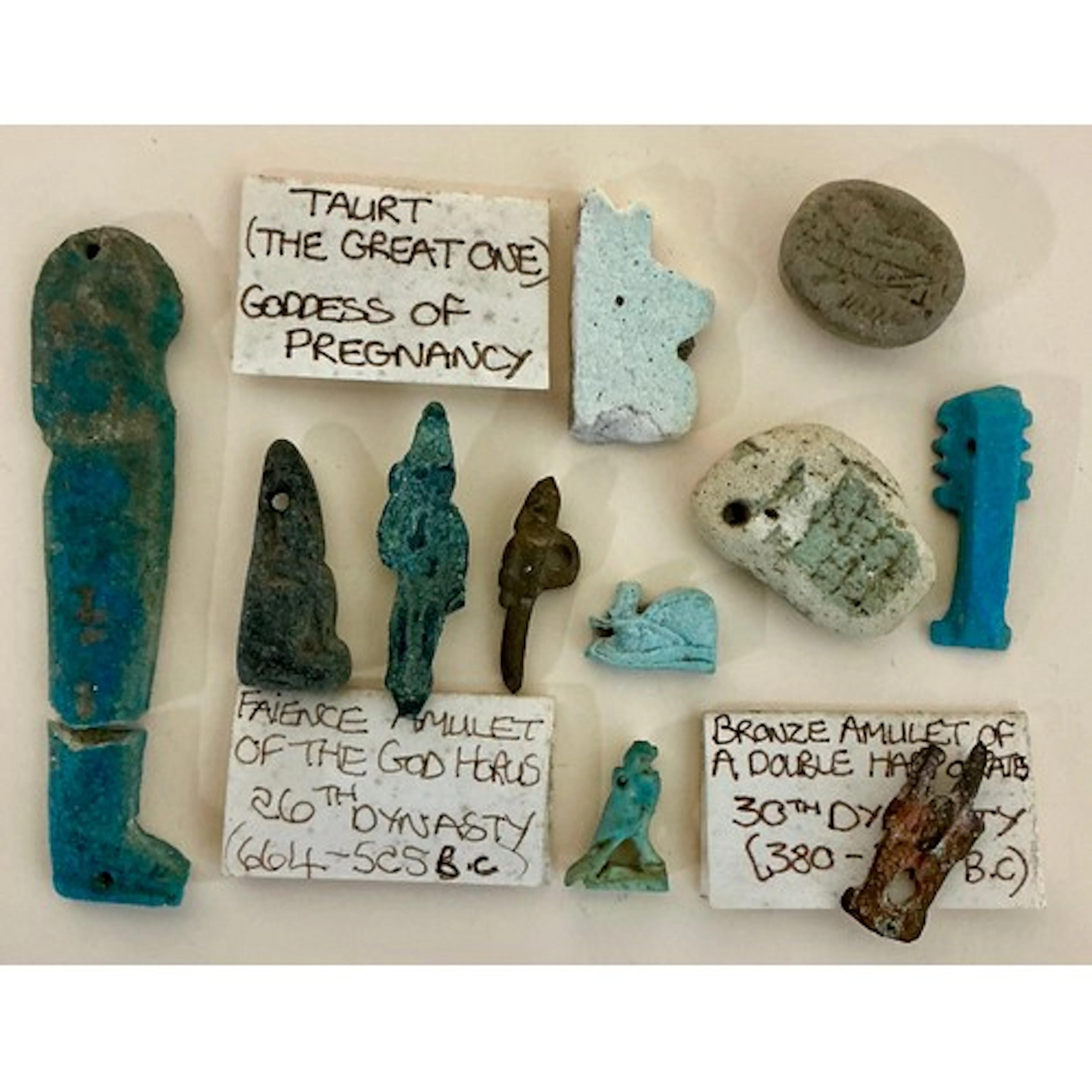 Antiquities & Egyptology - a 26th Dynasty (664 - 525 B.C) pa...