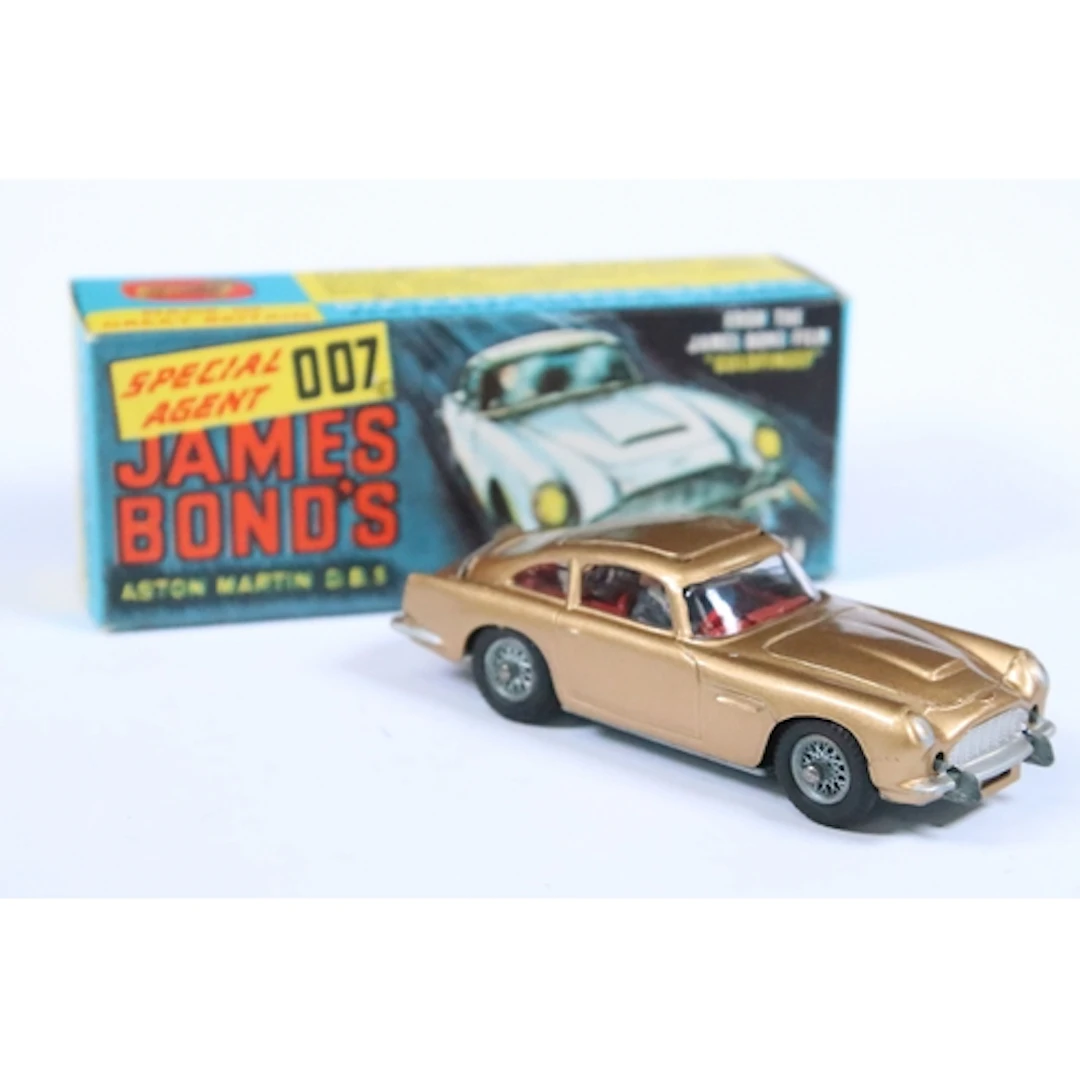 Boxed Corgi 261 James Bond 007 Aston Martin DB5 diecast mode...