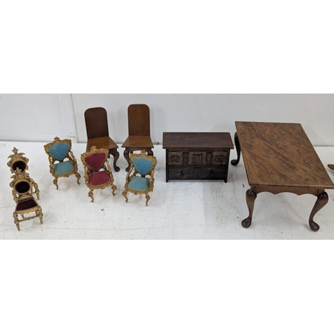 A group of dolls house furniture, to include vintage German ...
