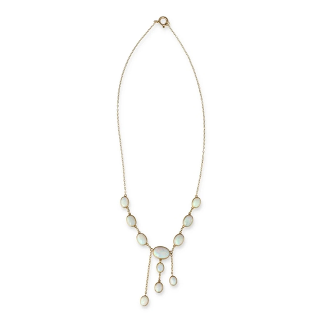 A 9CT GOLD AND OPAL NECKLACE 8.4gms