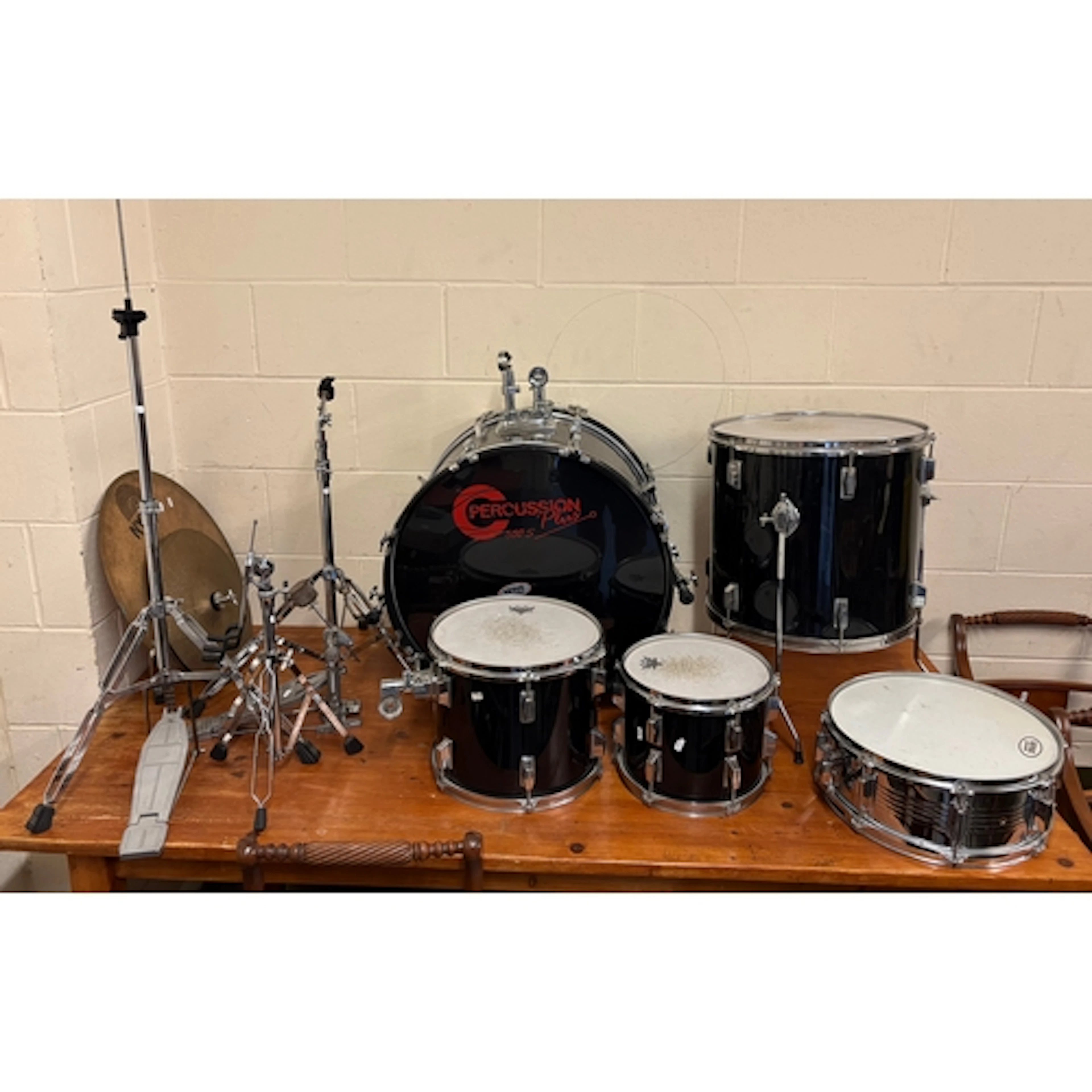 A percussion plus drum set