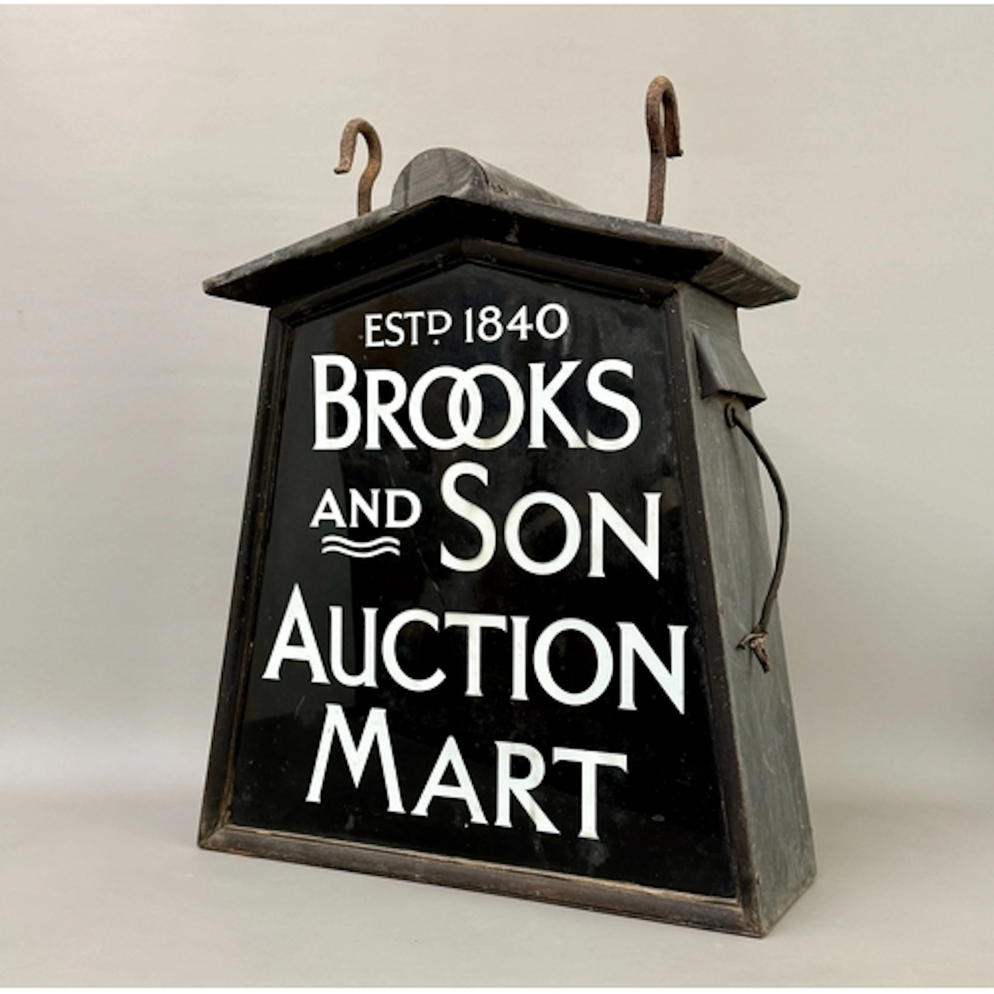 A wonderful 1930s Art Deco period auctioneers illuminated sa...