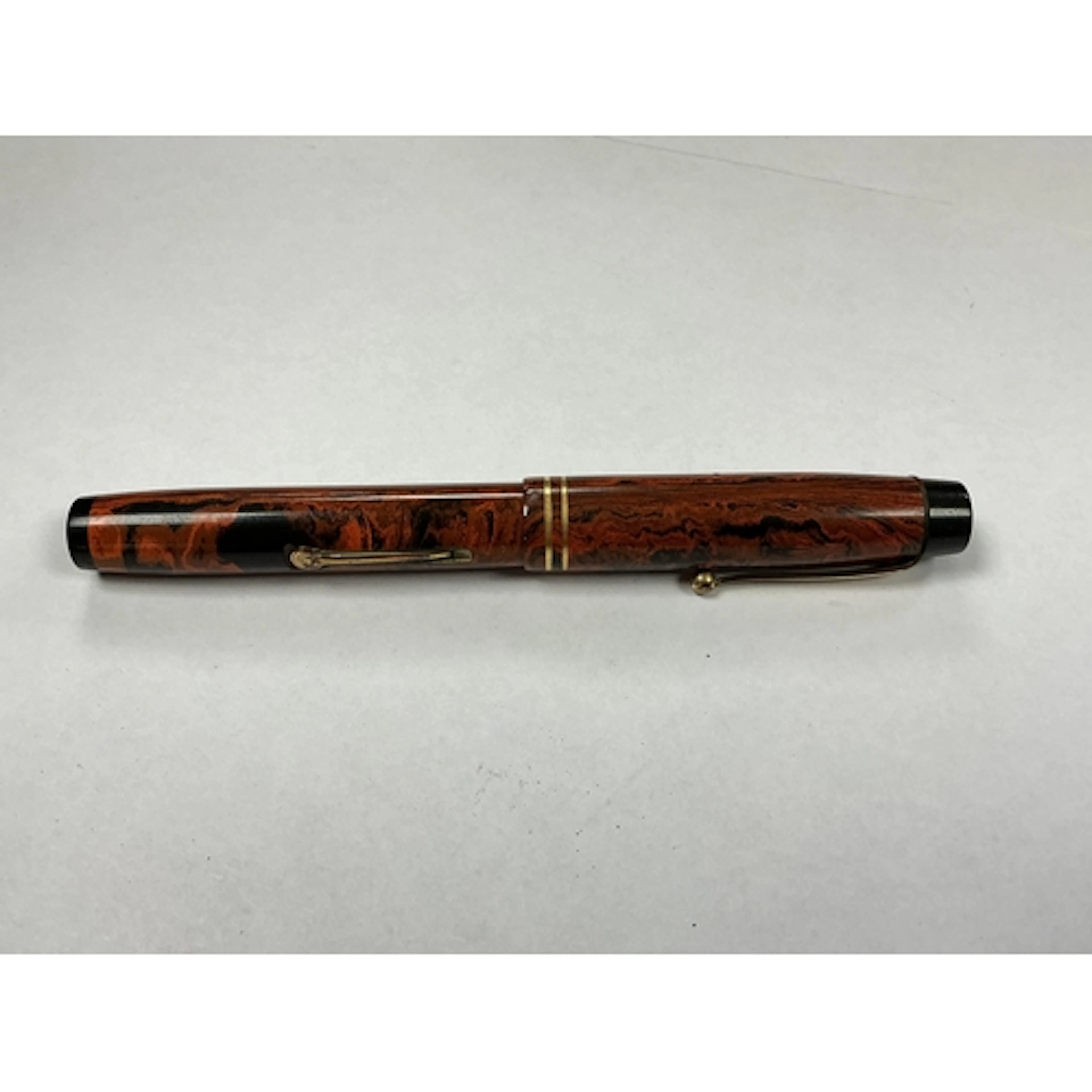 A De La Rue Onoto MHR lever fill fountain pen, with a No. 4 ...