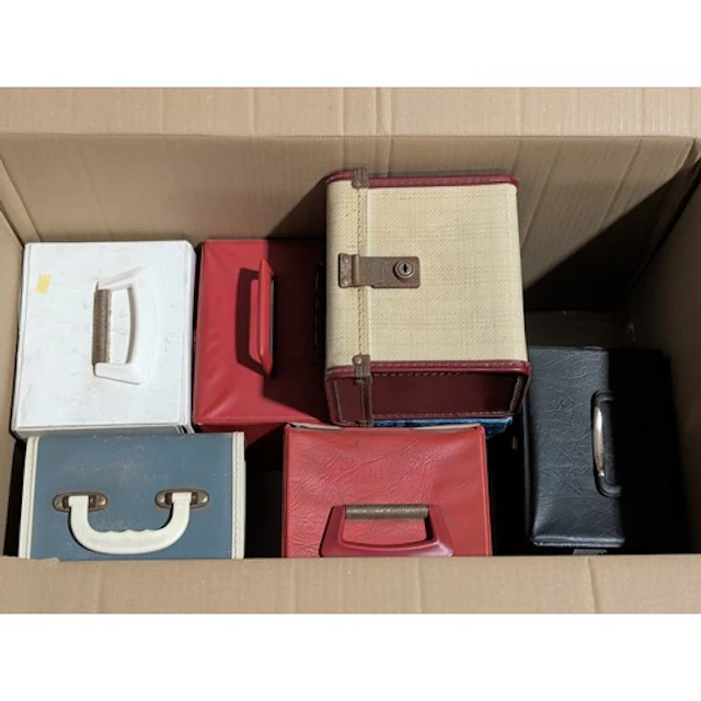 Quantity of Vintage 7 Inch Single Cases