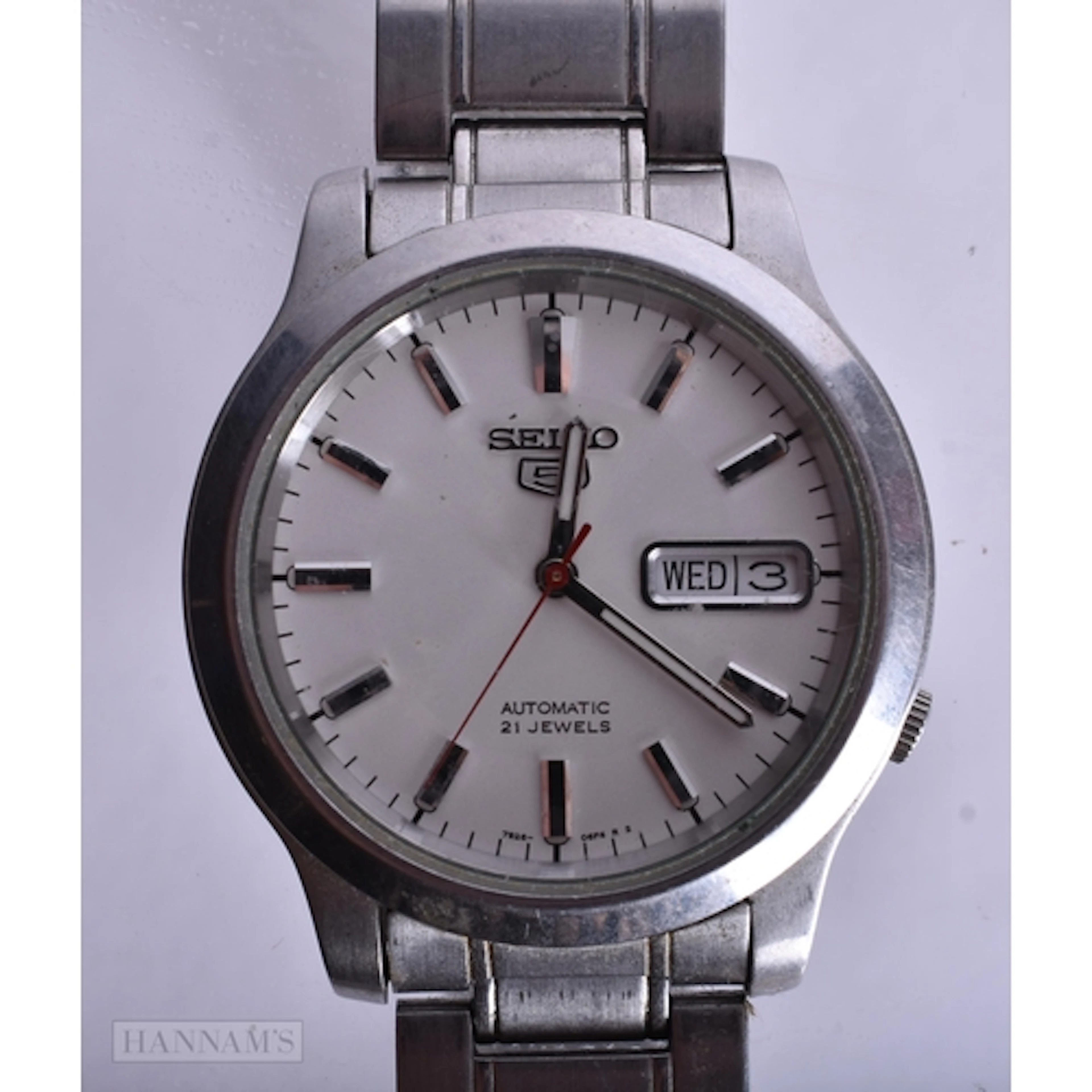 A Seiko 5 Automatic Watch. 3.6 cm incl crown, Working