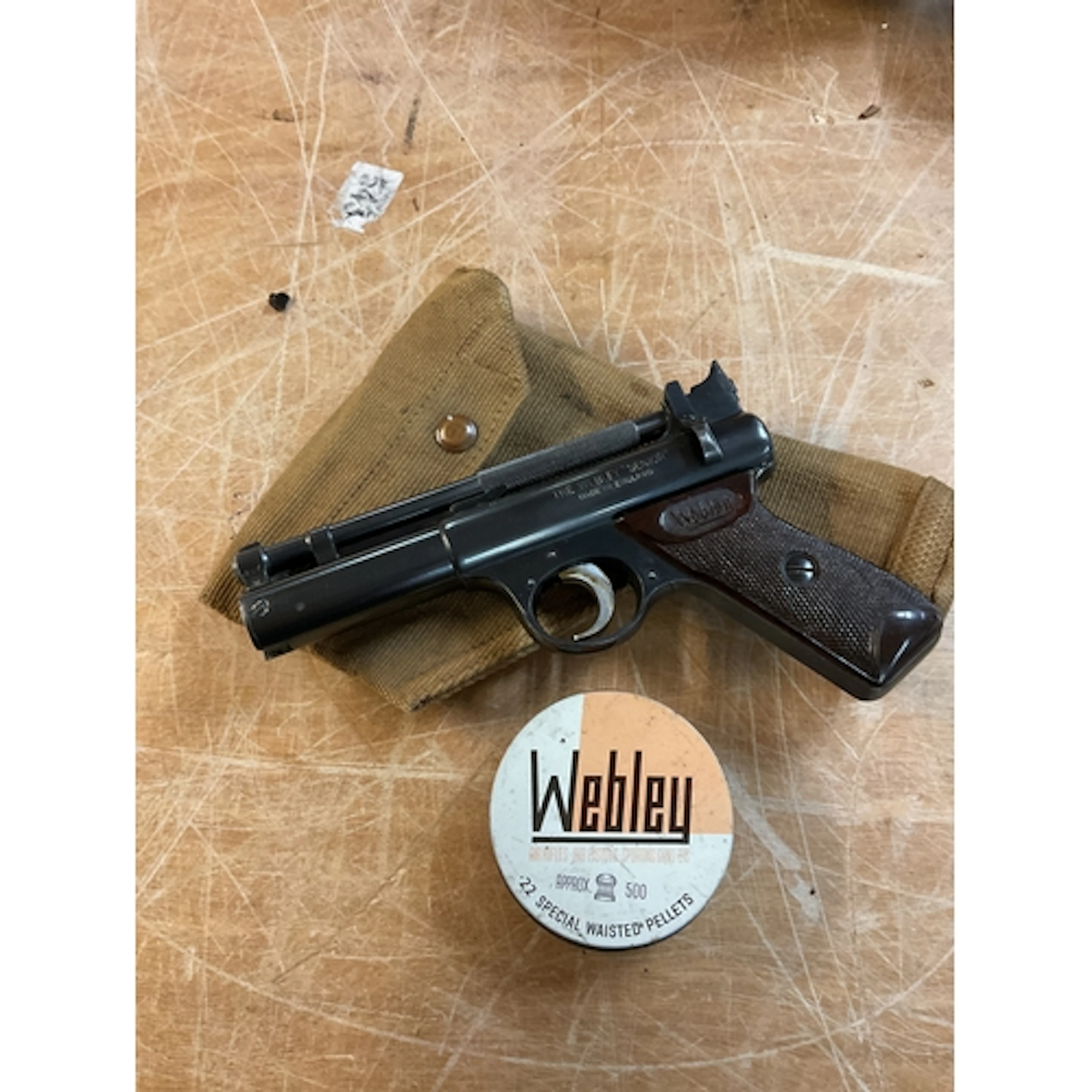 Webley Senior early frame number 003. .177 with vintage tin ...