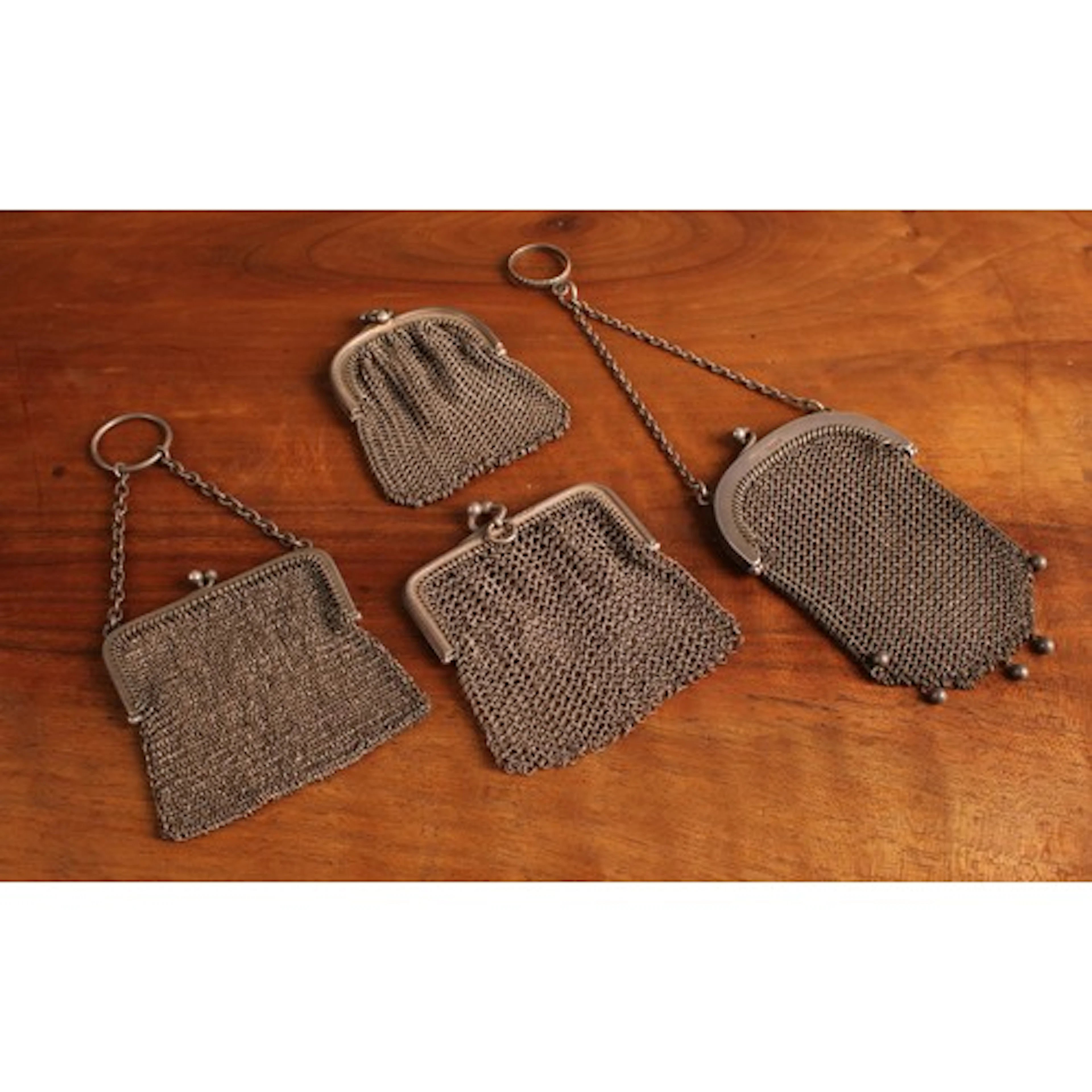 An early 20th century Continental silver mesh purse, 19.5cm ...