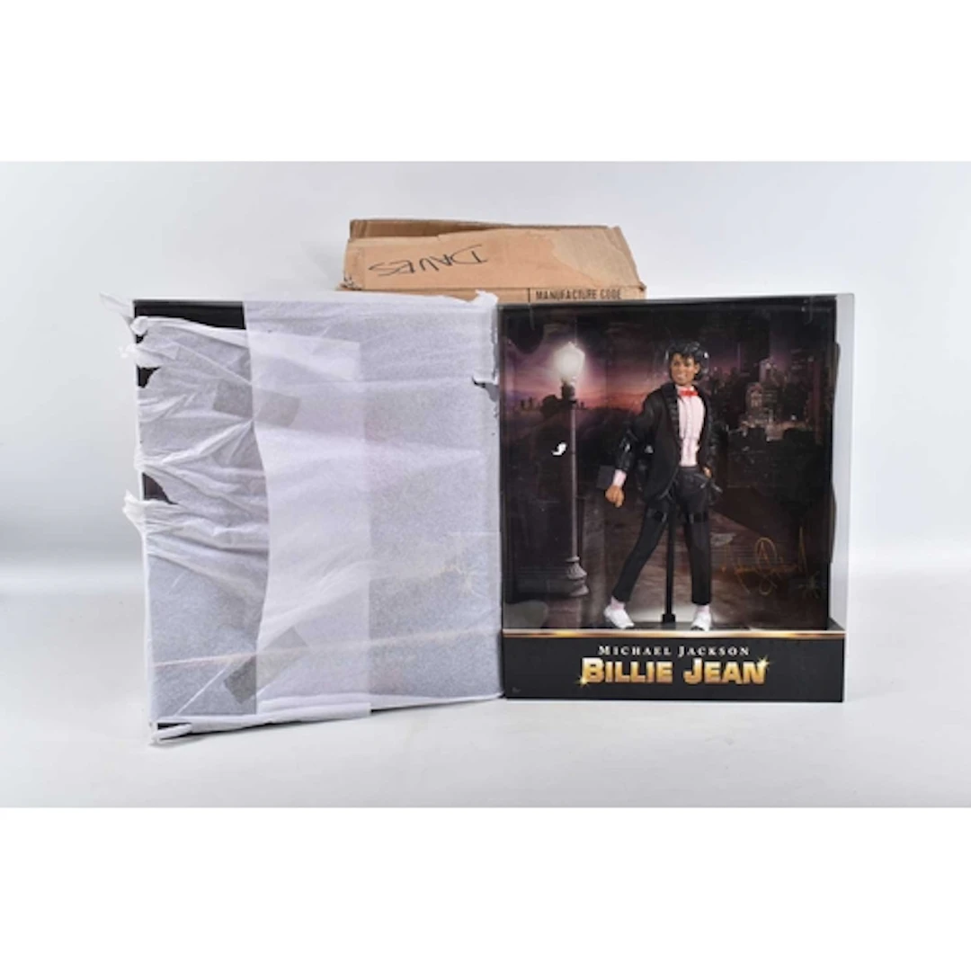 TWO BOXED SEALED PLAYMATES TOYS MICHAEL JACKSON FIGURES, to ...