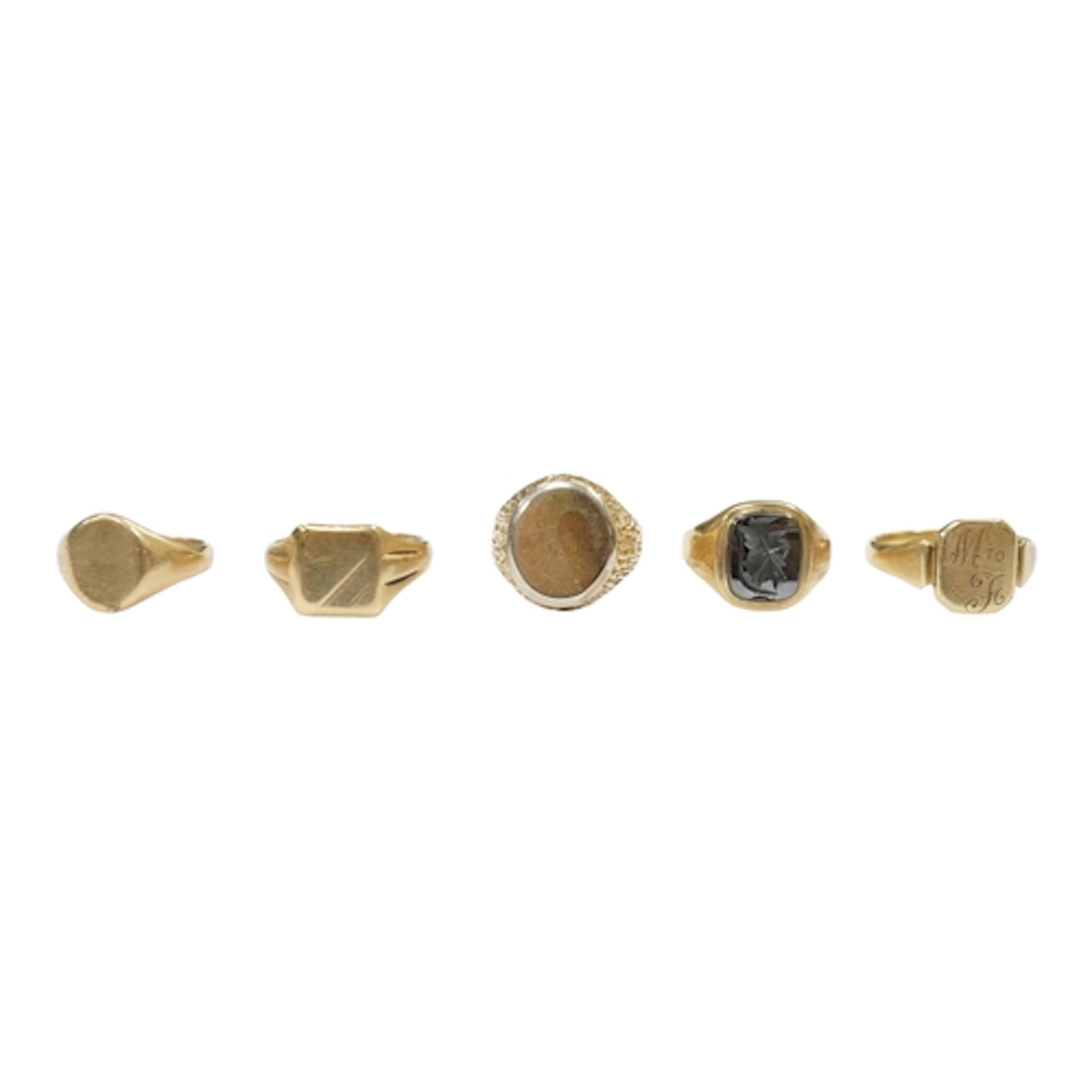 Five 9ct gold signet rings, one set with hematite, sizes L1/...