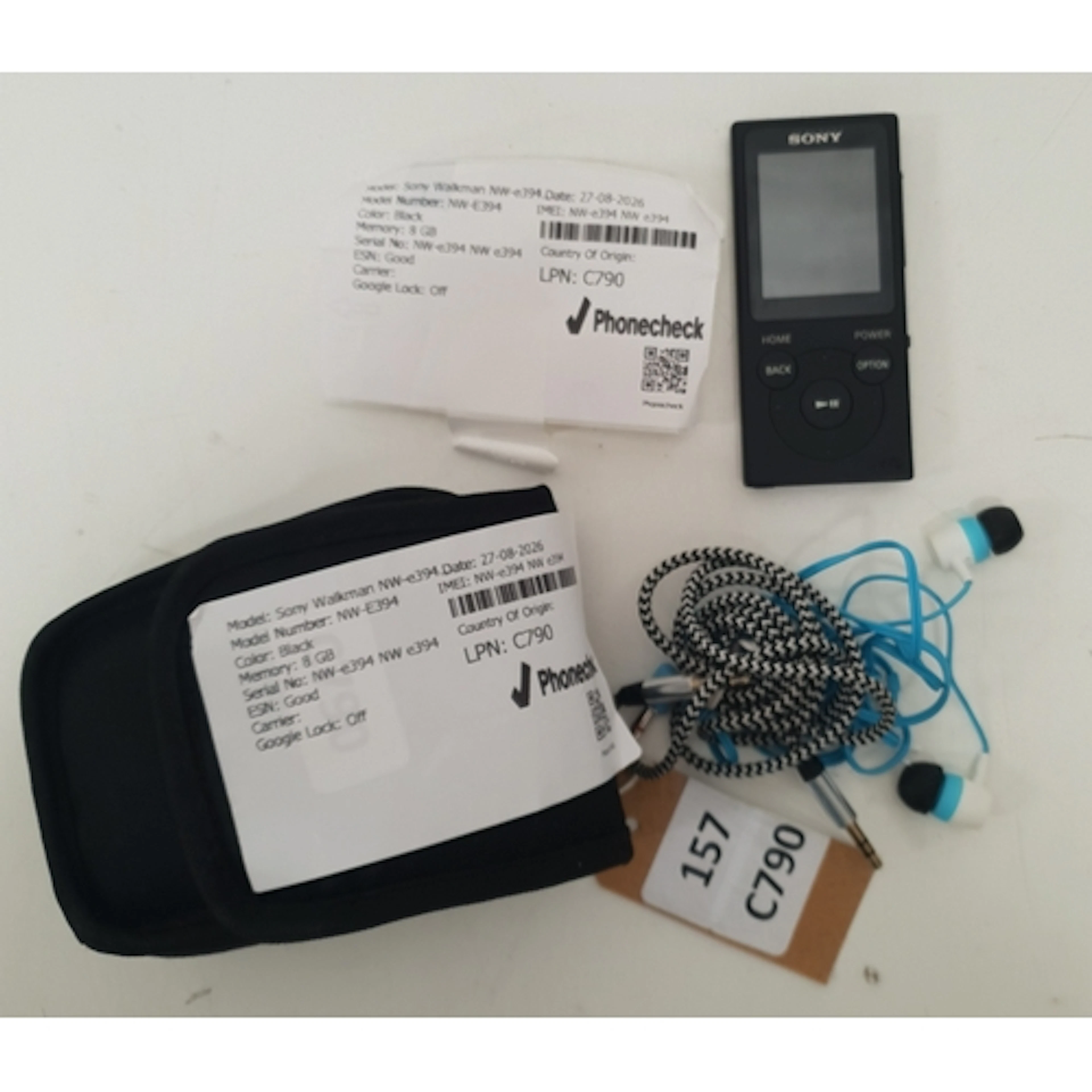 SONY WALKMAN DIGITAL PLAYER - Model: NW E394 - 8GB - SN:1408...