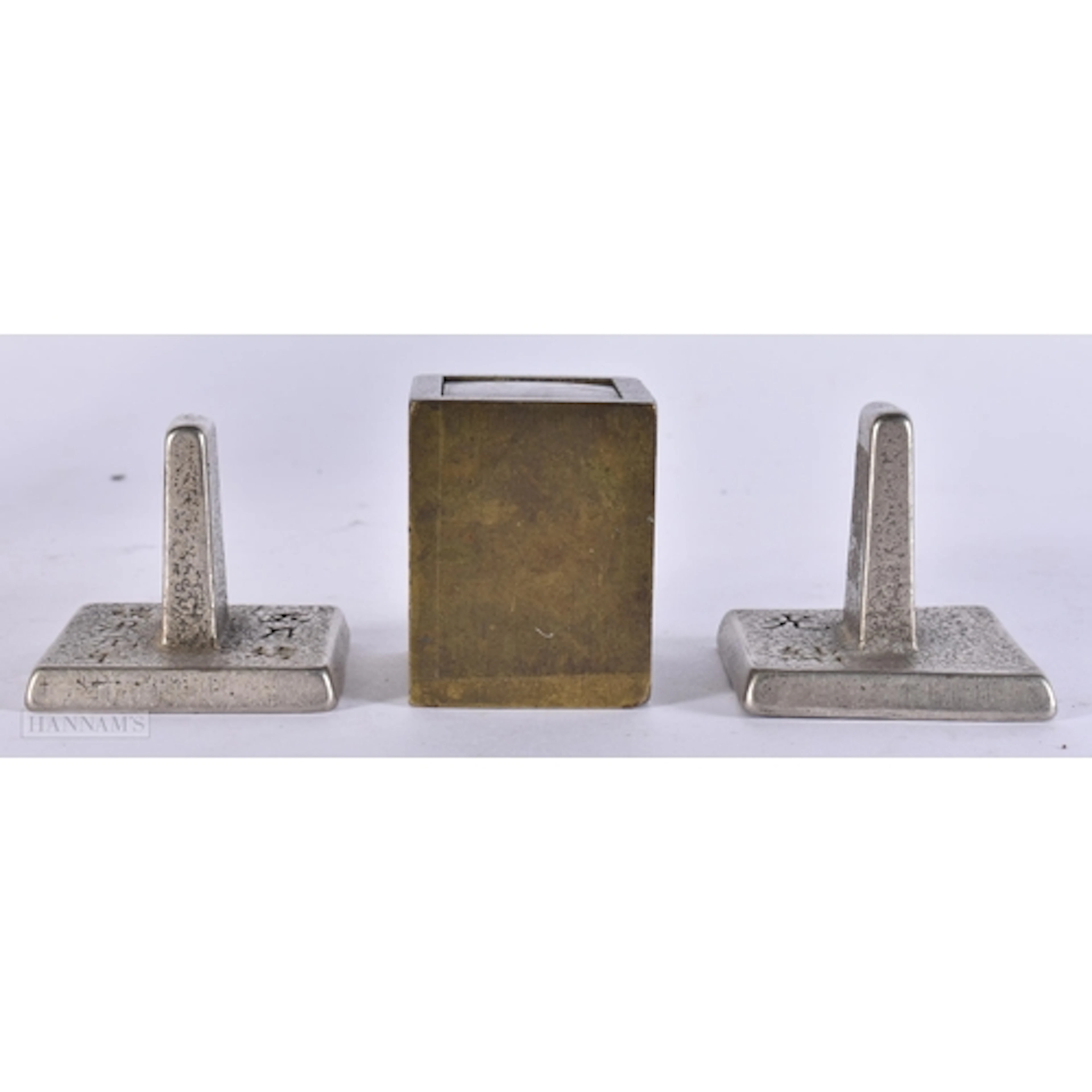 AN 18TH/19TH CENTURY CHINESE BRONZE SEAL BOX Late Qianlong/J...