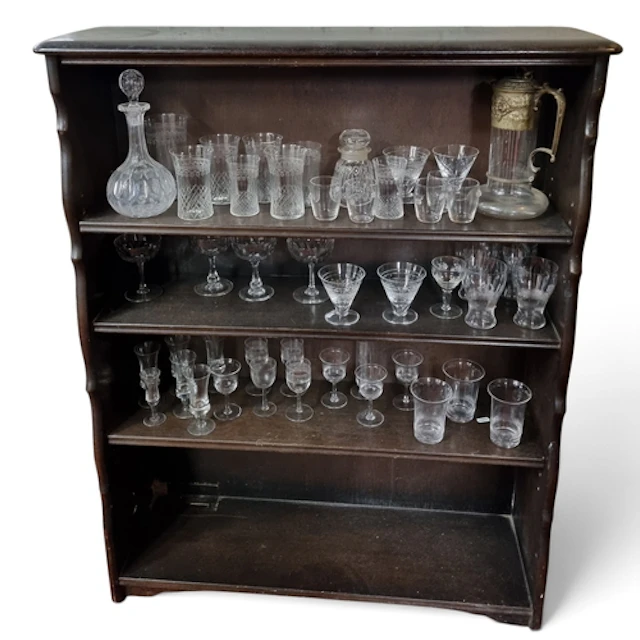 A good Ercol open Bookcase. 91 x 24 x H 113 cm approx.