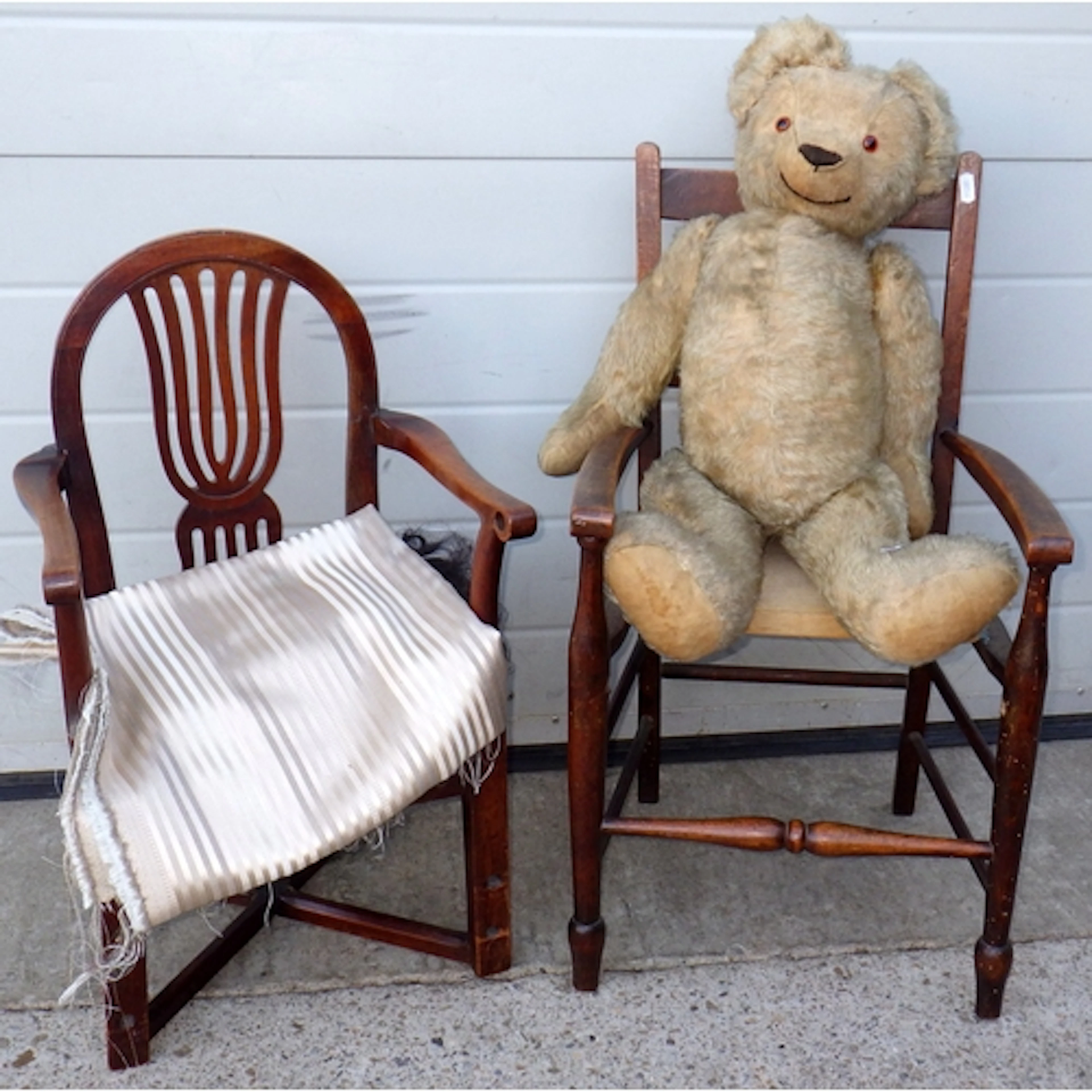 Two child's chairs and a vintage teddy bear (a/f)
